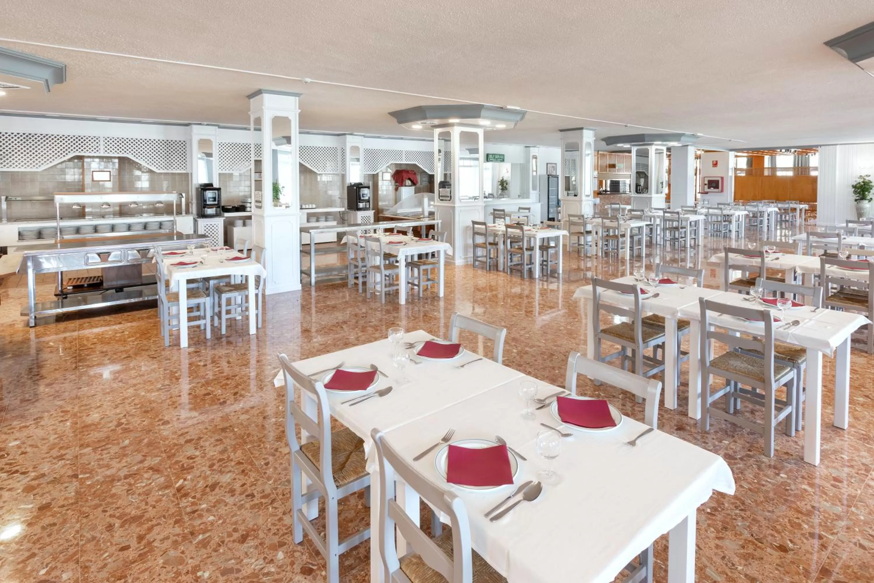 Restaurant/places to eat in Hotel Panoramica Garden