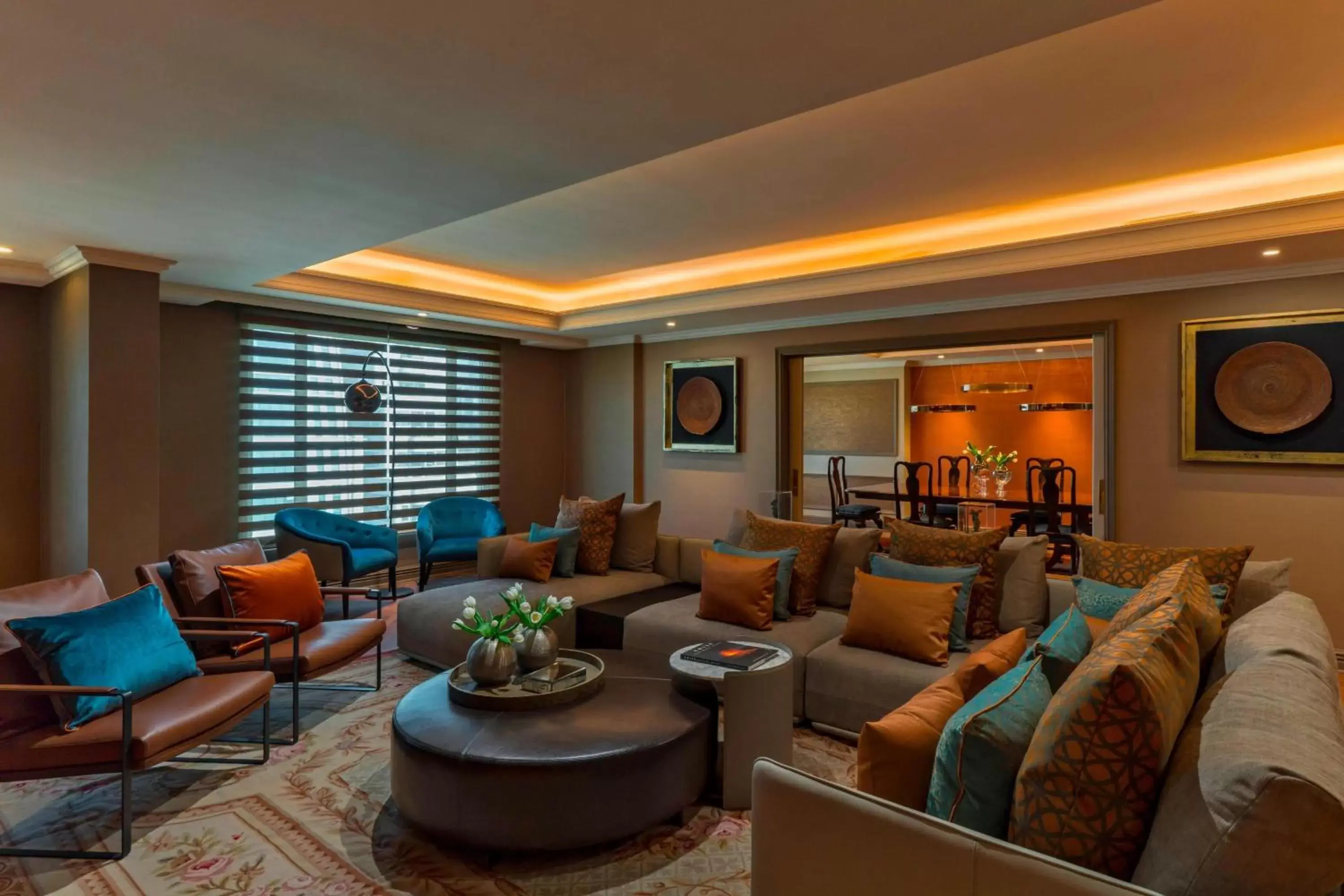 Living room, Lounge/Bar in The Ritz-Carlton, Santiago