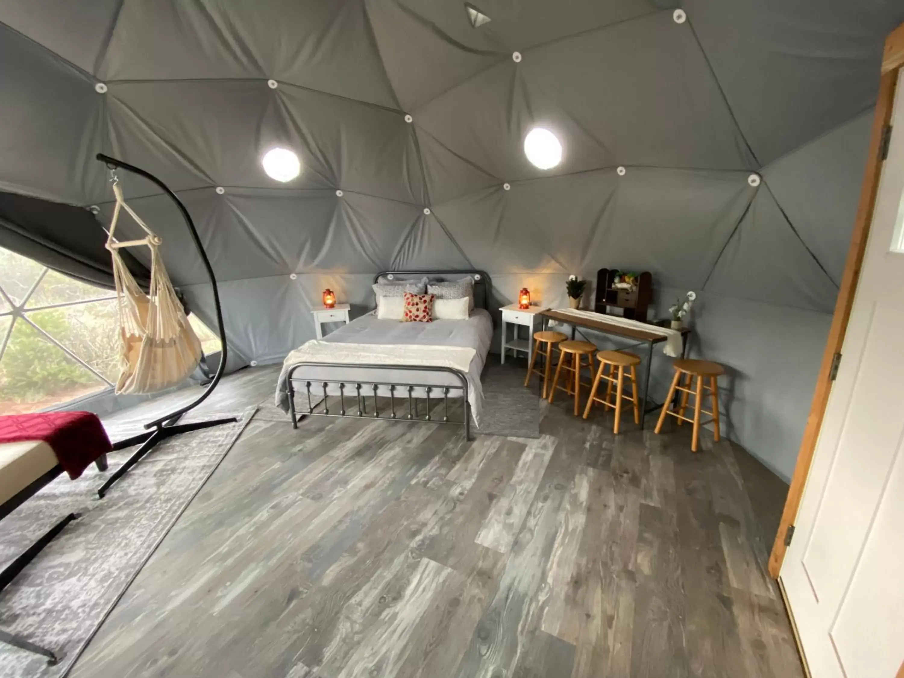 Bed in Blue Mountain Domes - The WOW Experience