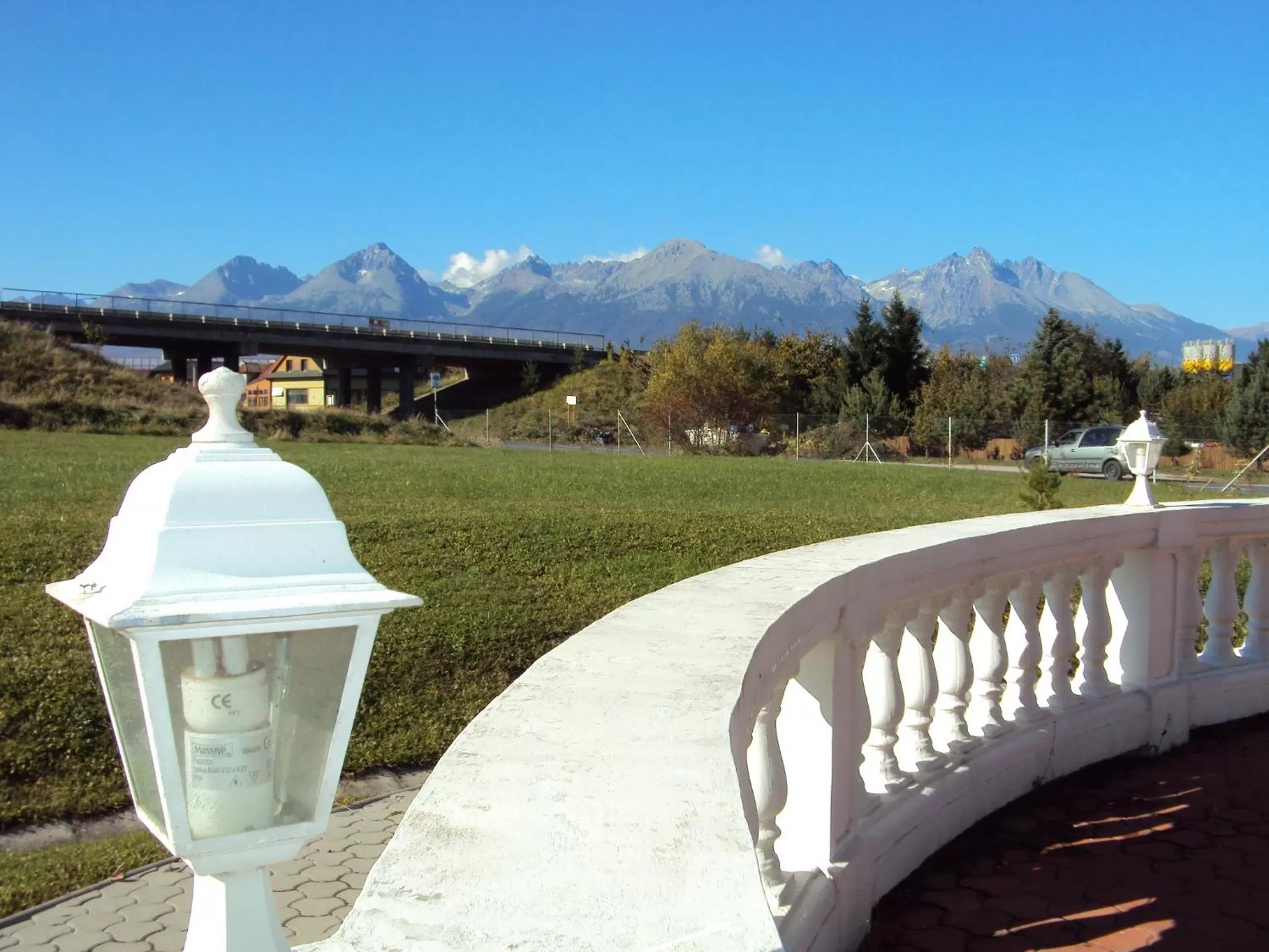 Facade/entrance in Simple Pension Velický Zámoček