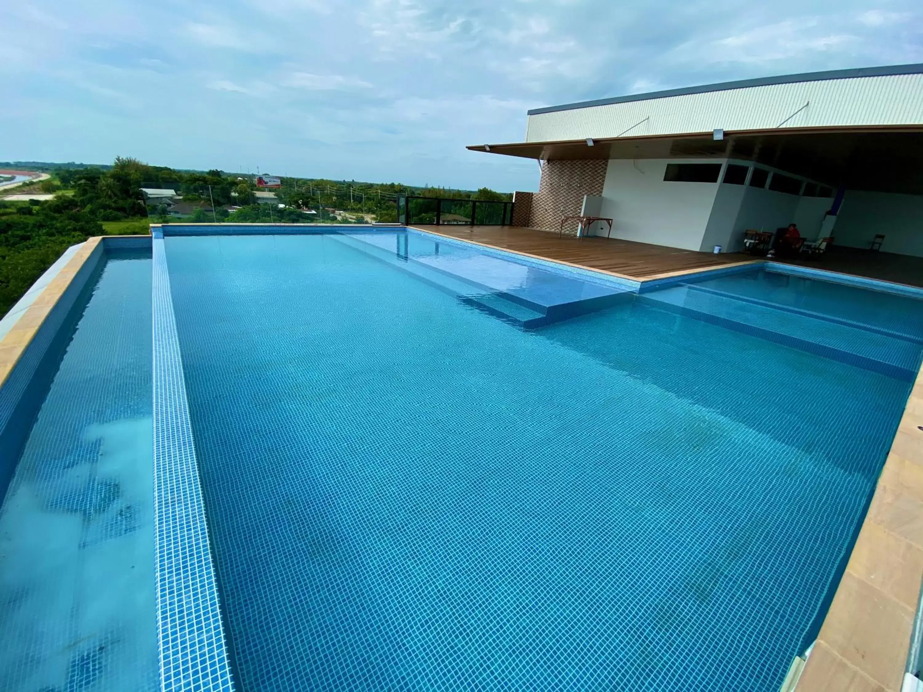 Pool view in Siri regent Hotel Pool view in Siri regent Hotel