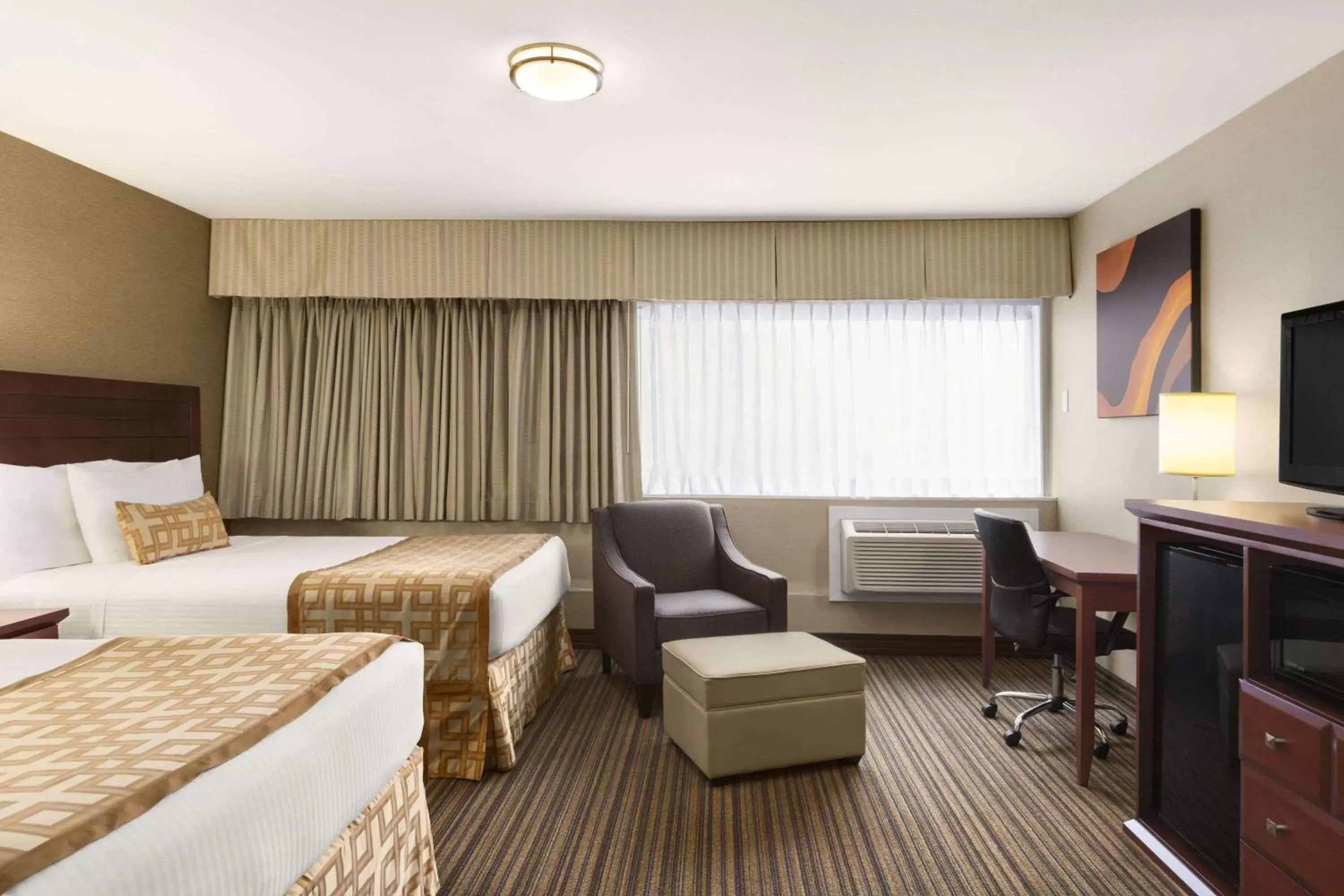 Photo of the whole room in Days Inn by Wyndham Terrace