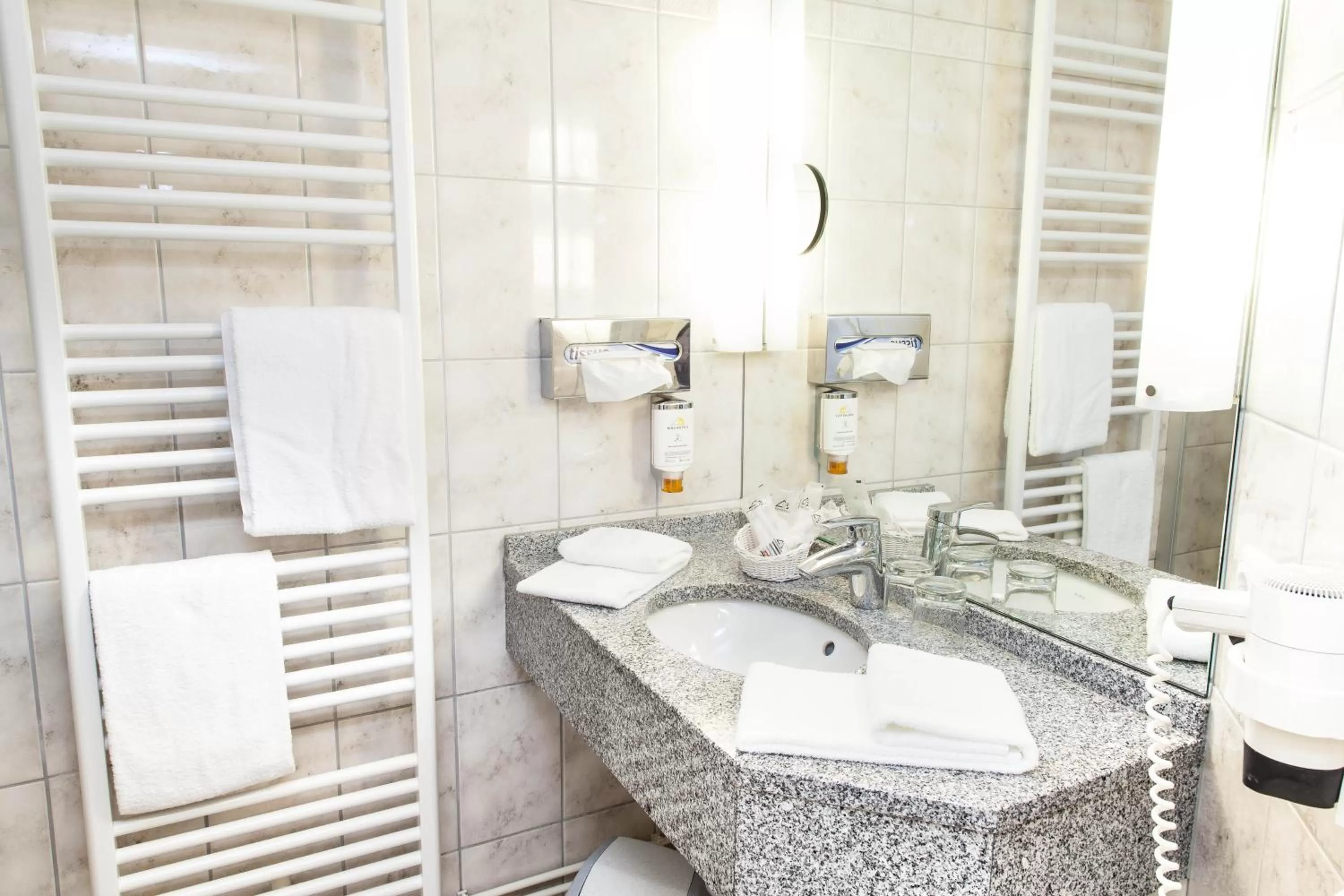 Photo of the whole room in Romantik Hotel Aquarium