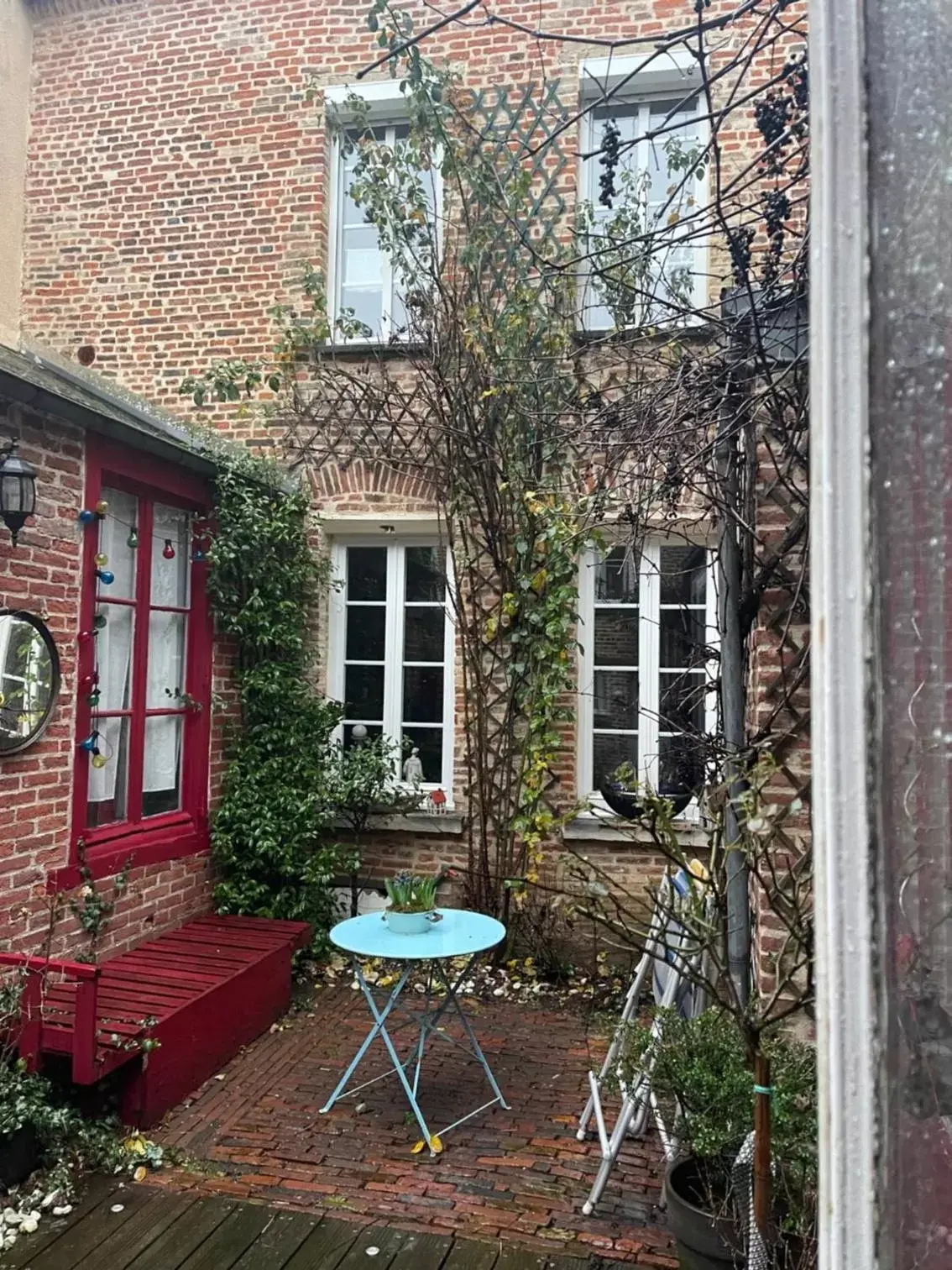 Patio in VIEUX LOGIS