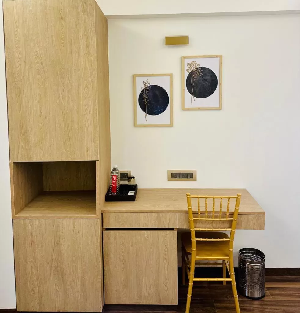 Queen Room - single occupancy in Vishal Hall