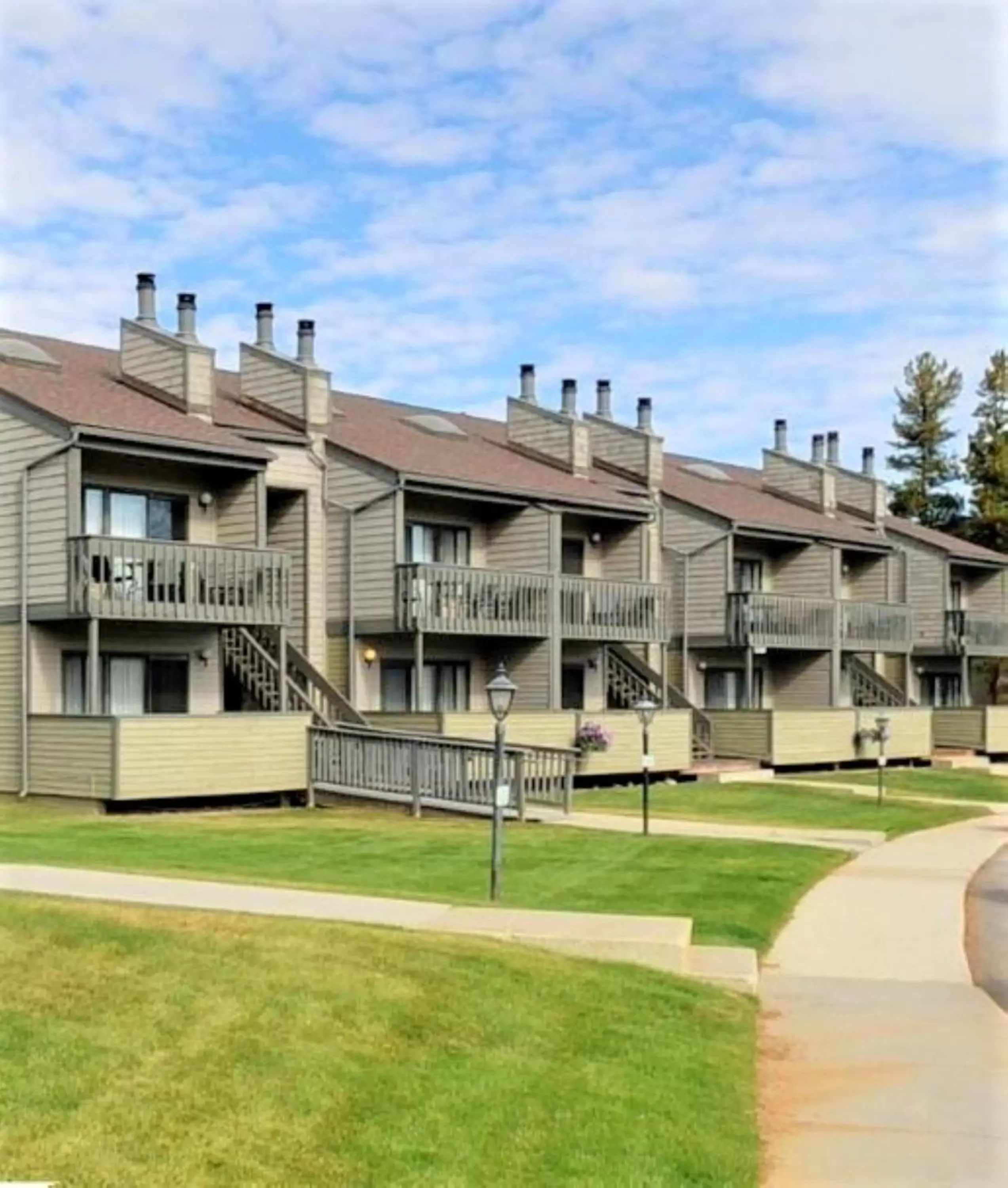 Property Building in Pines at Meadow Ridge