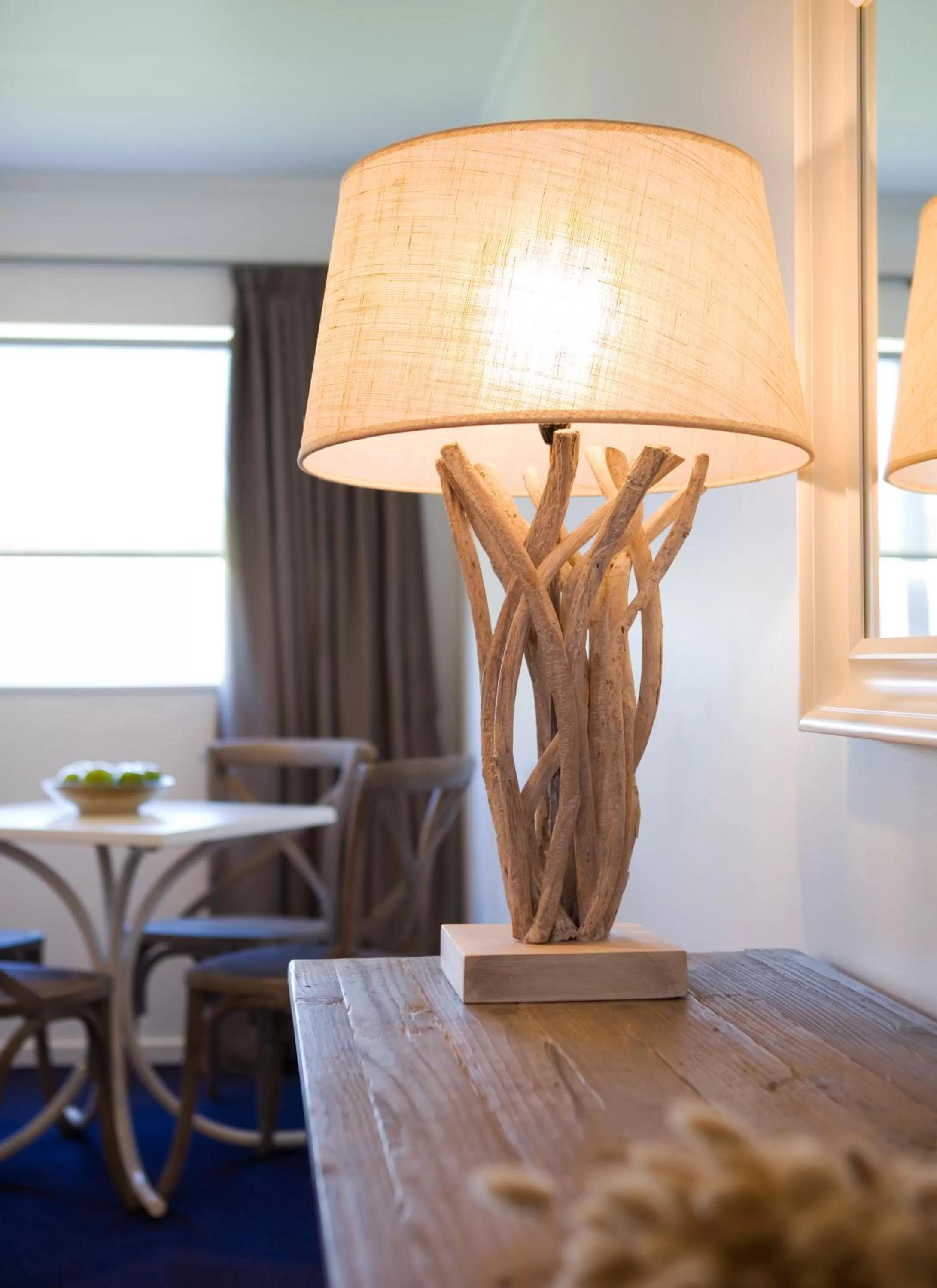 Decorative detail in Motel Oasis