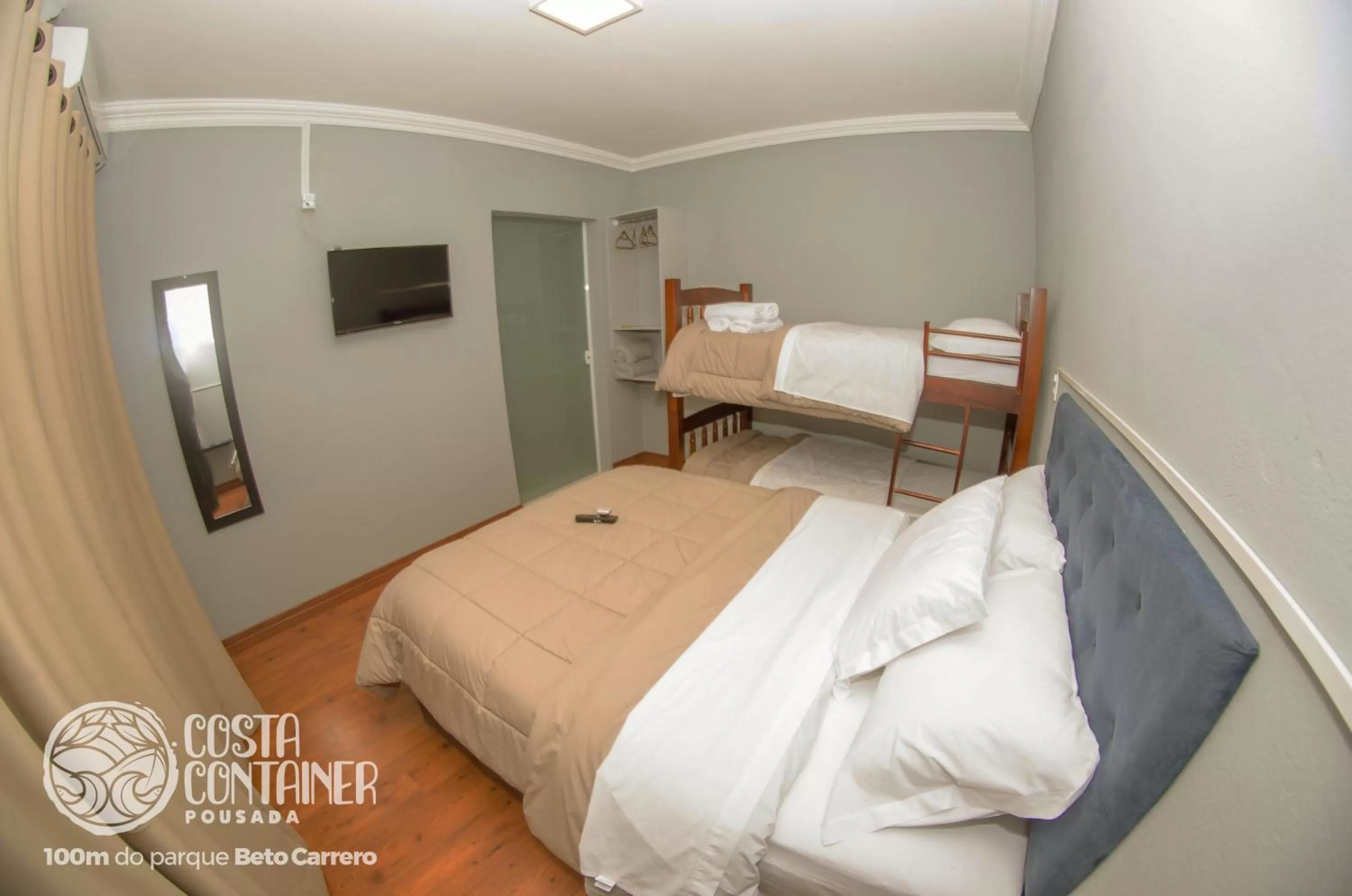 Bedroom, Bed in Pousada Costa Container