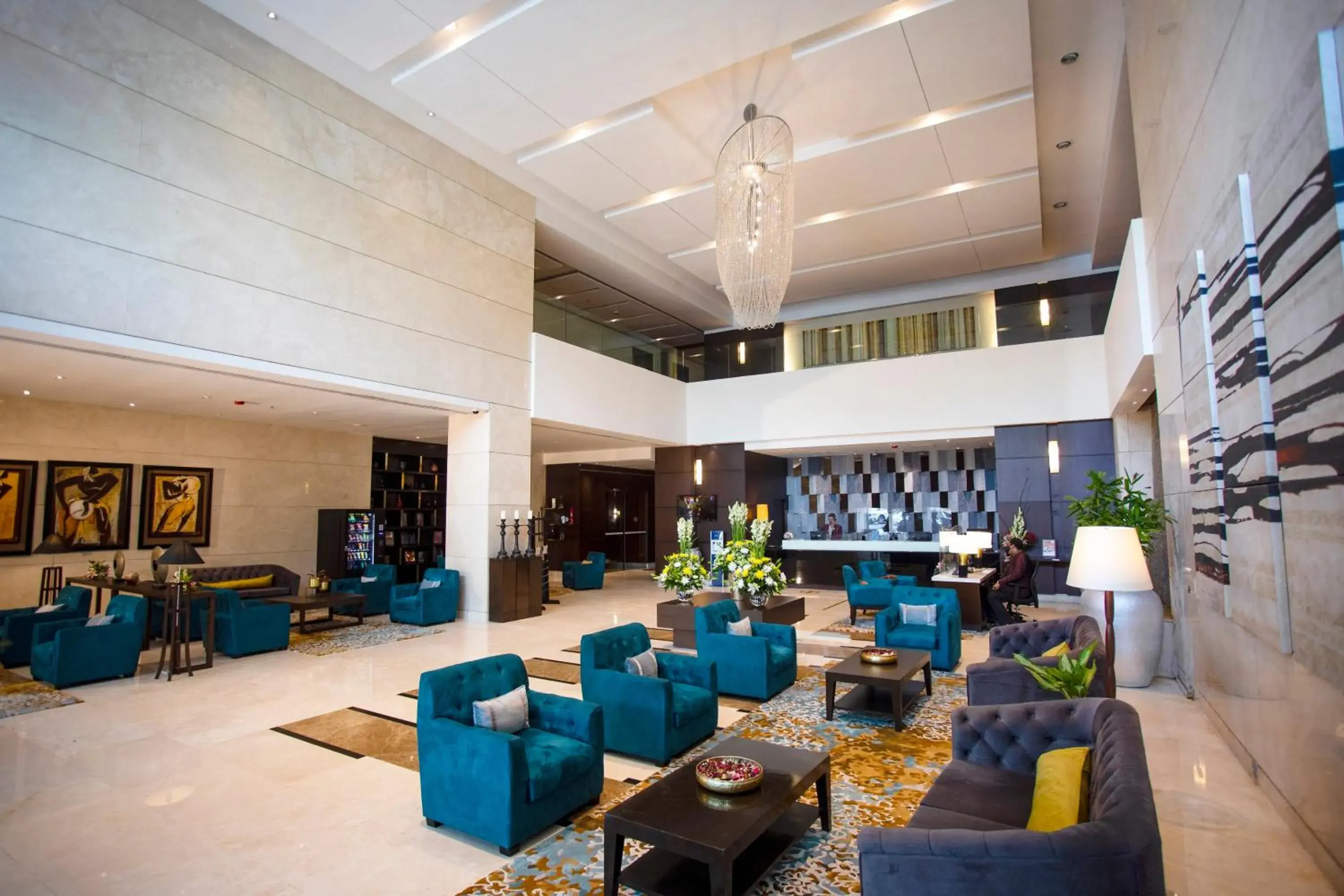 Lobby or reception in Somerset Greenways Chennai