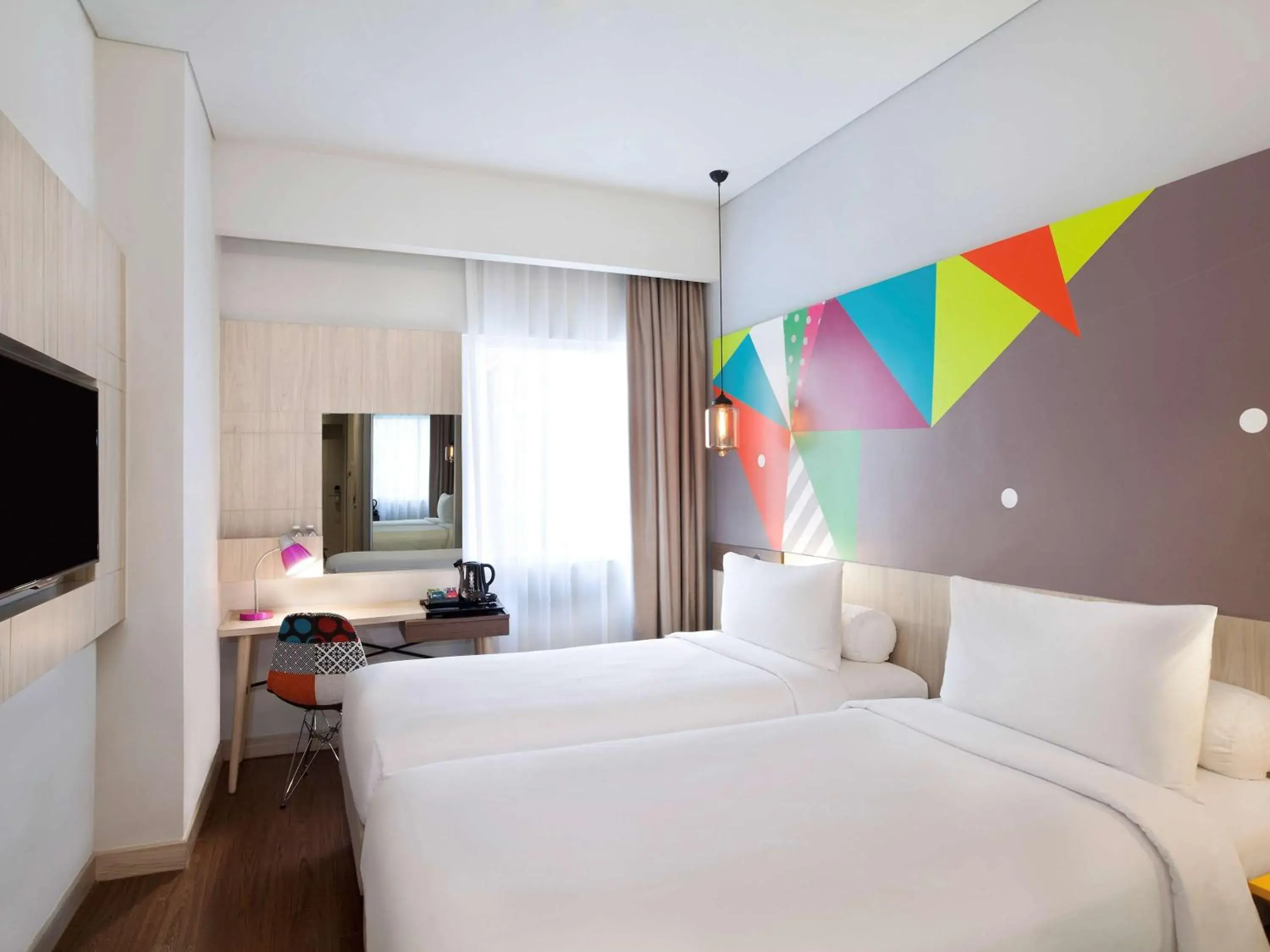 Photo of the whole room, Bed in Ibis Styles Jakarta Sunter