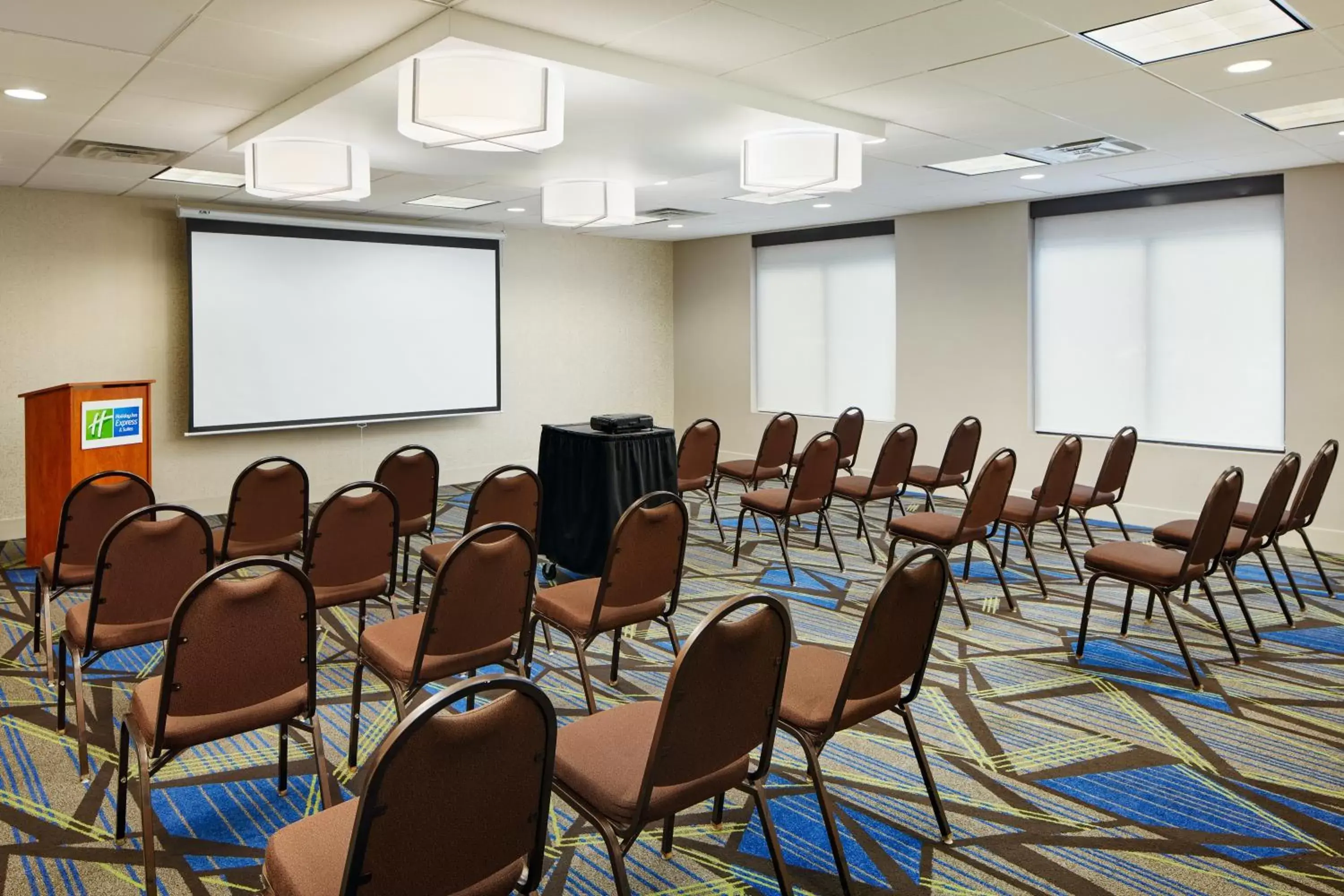 Meeting/conference room in Holiday Inn Express & Suites Jacksonville South East - Medical Center Area, an IHG Hotel