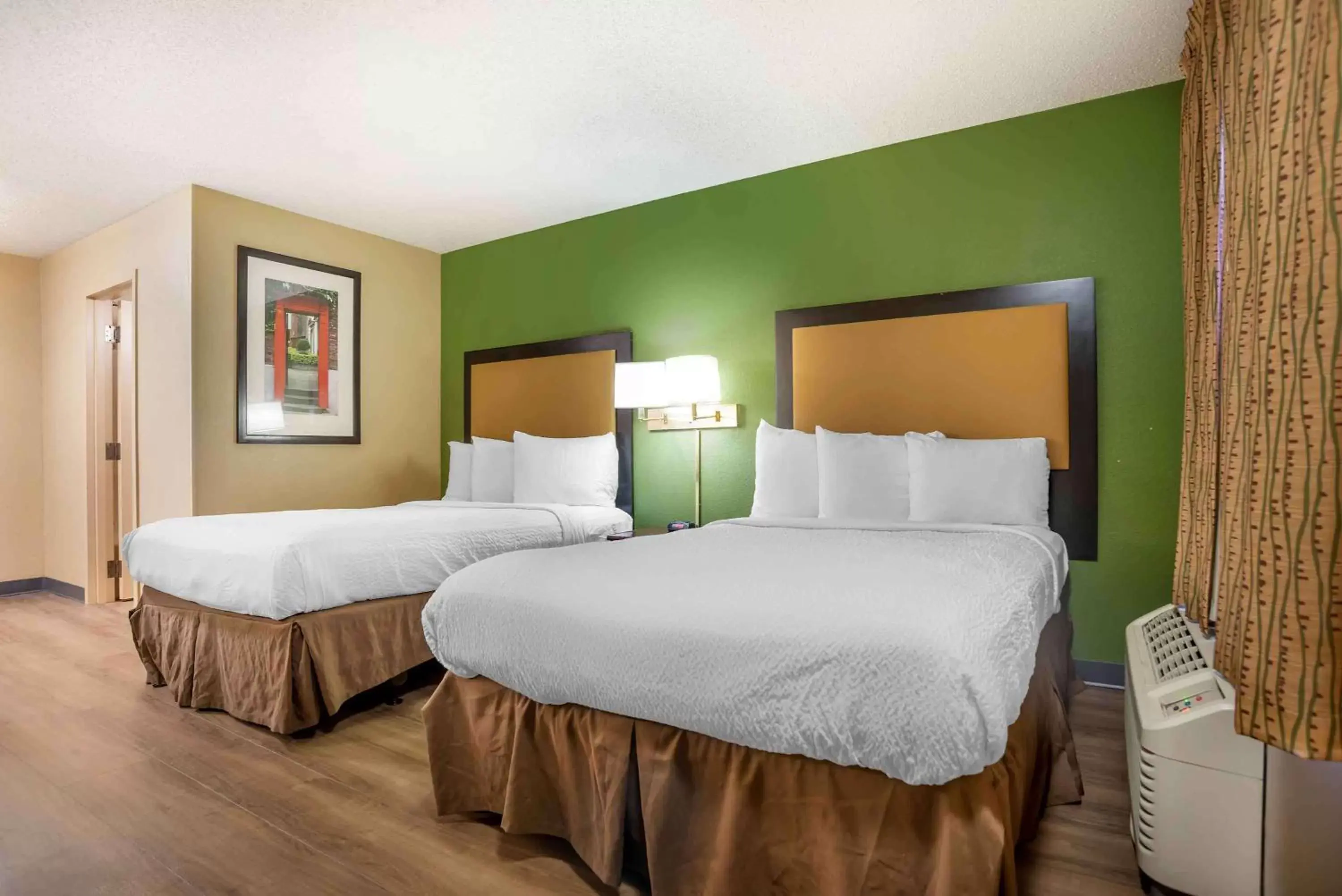 Bedroom, Bed in Extended Stay America Suites - Jackson - North