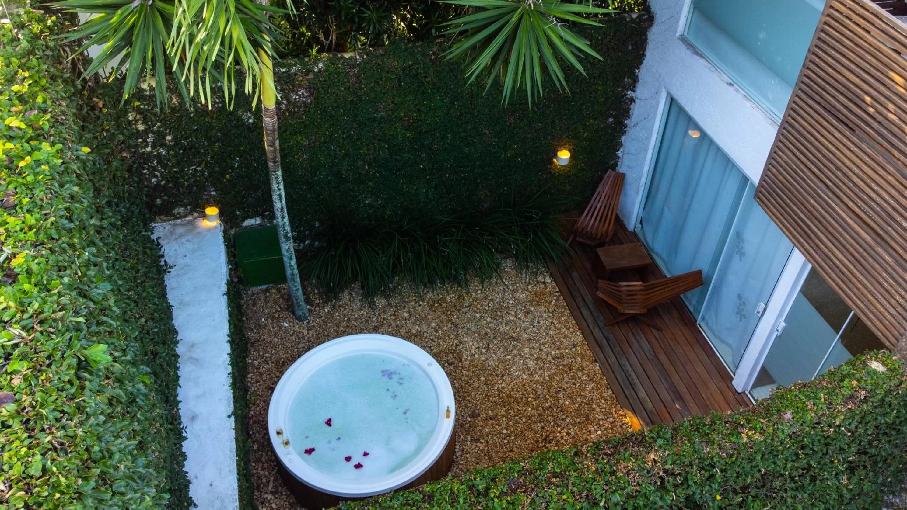 Hot Tub in Serena Buzios