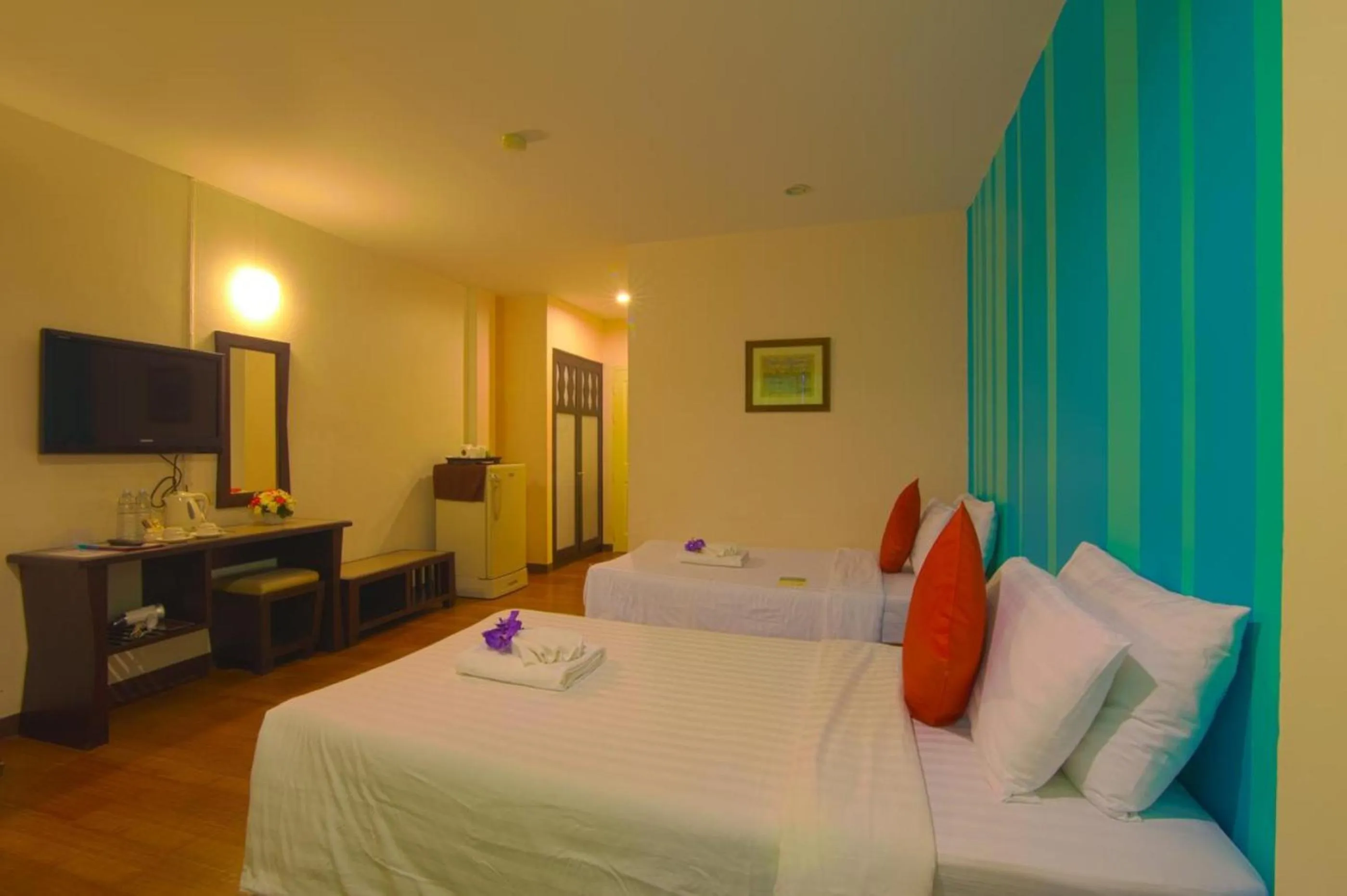 Bed in Woraburi Sukhumvit Hotel