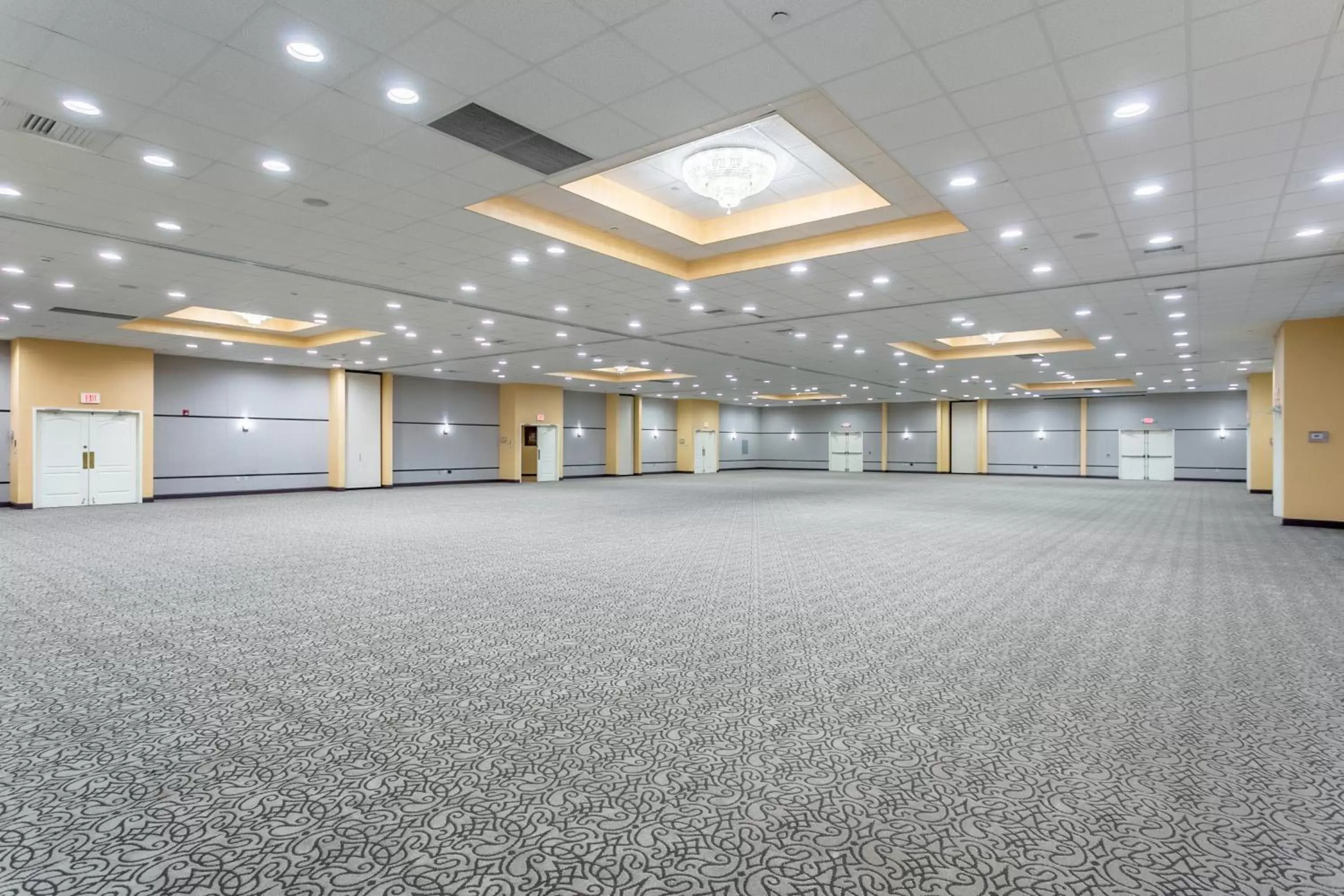 Banquet/Function facilities in Aspire Hotel and Suites