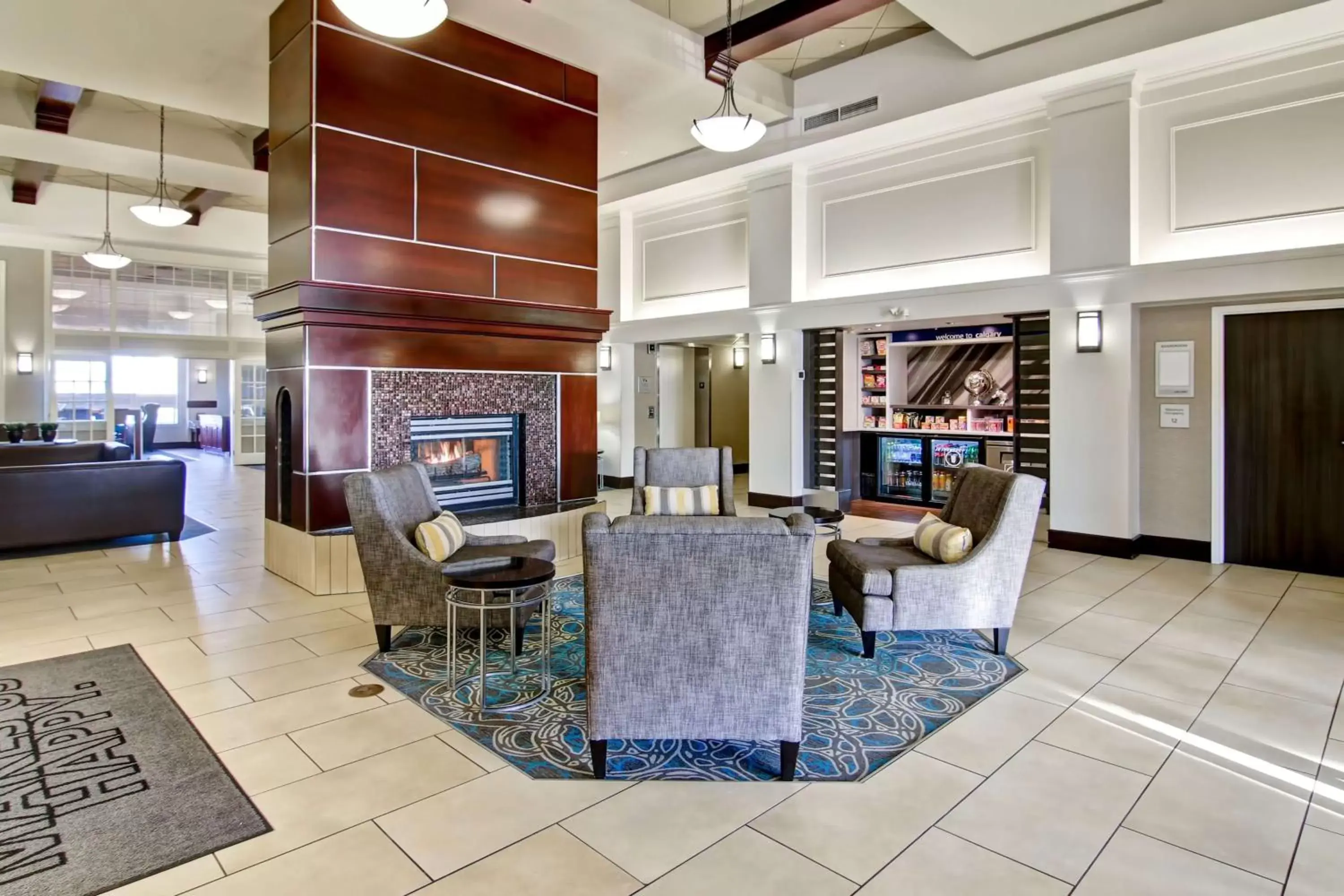 Lobby or reception, Lobby/Reception in Hampton Inn & Suites by Hilton Calgary-Airport