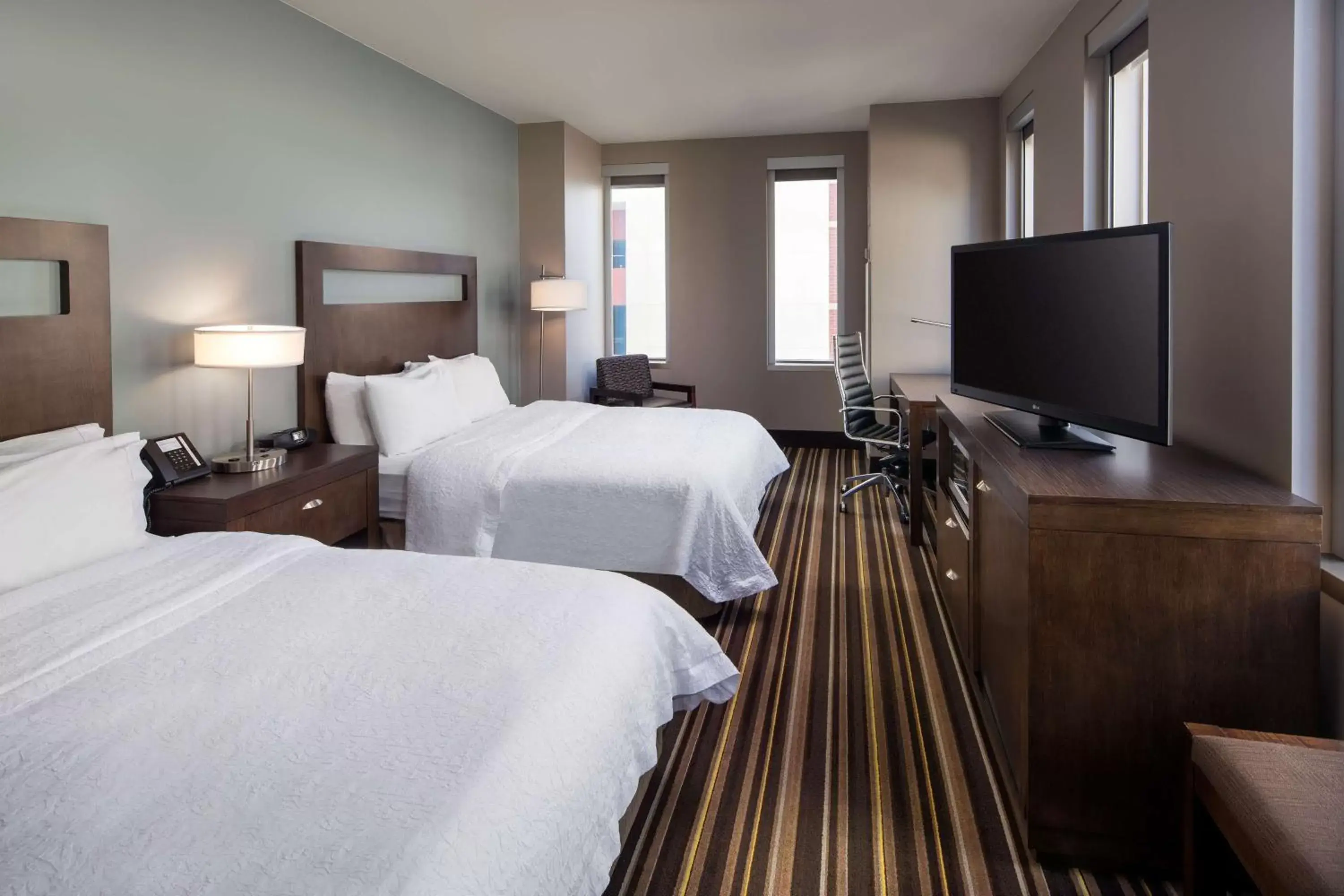 Bedroom, Bed in Hampton Inn & Suites Denver Downtown Convention Center