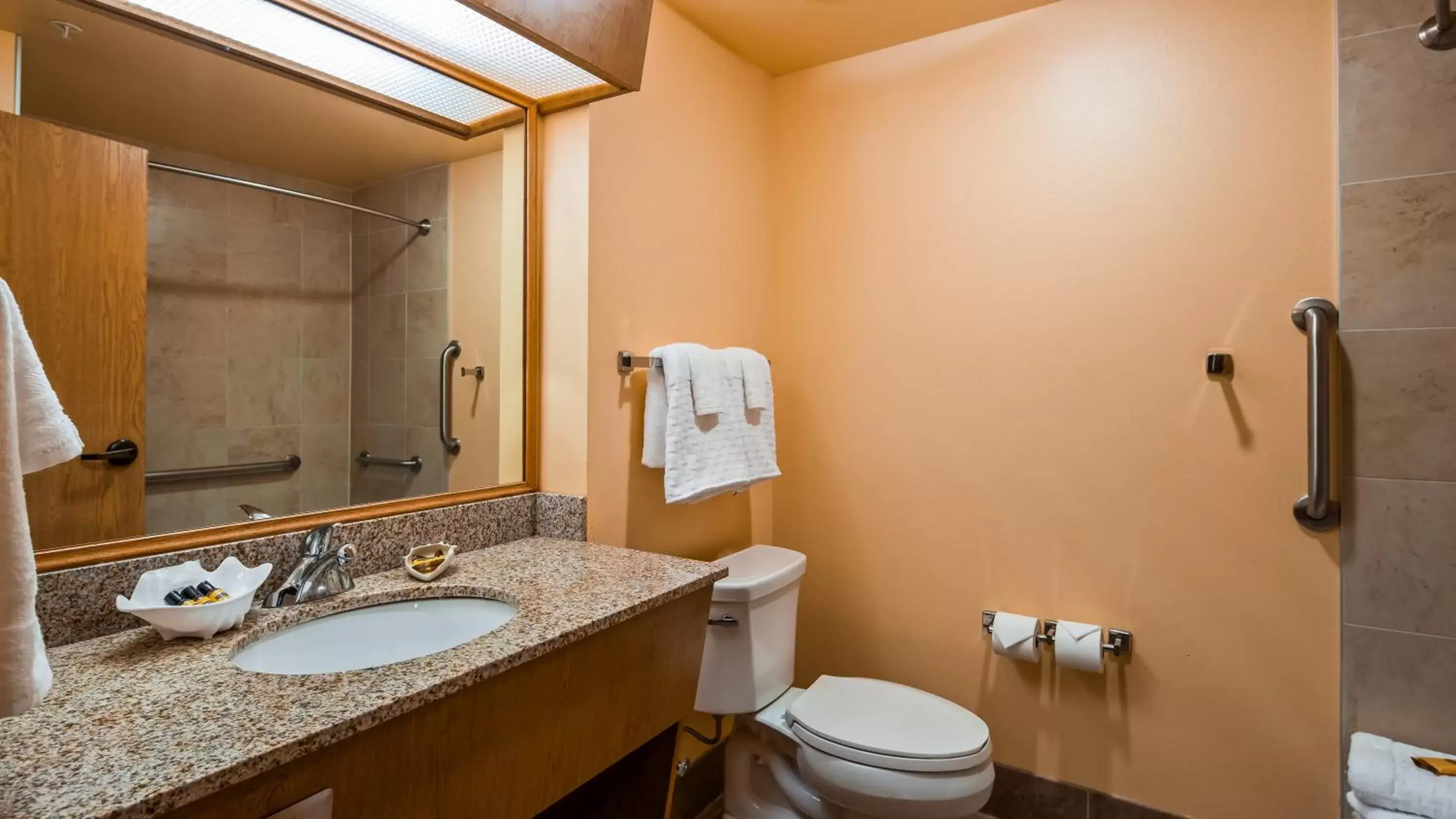 Bathroom in Best Western Plus Caldwell Inn & Suites