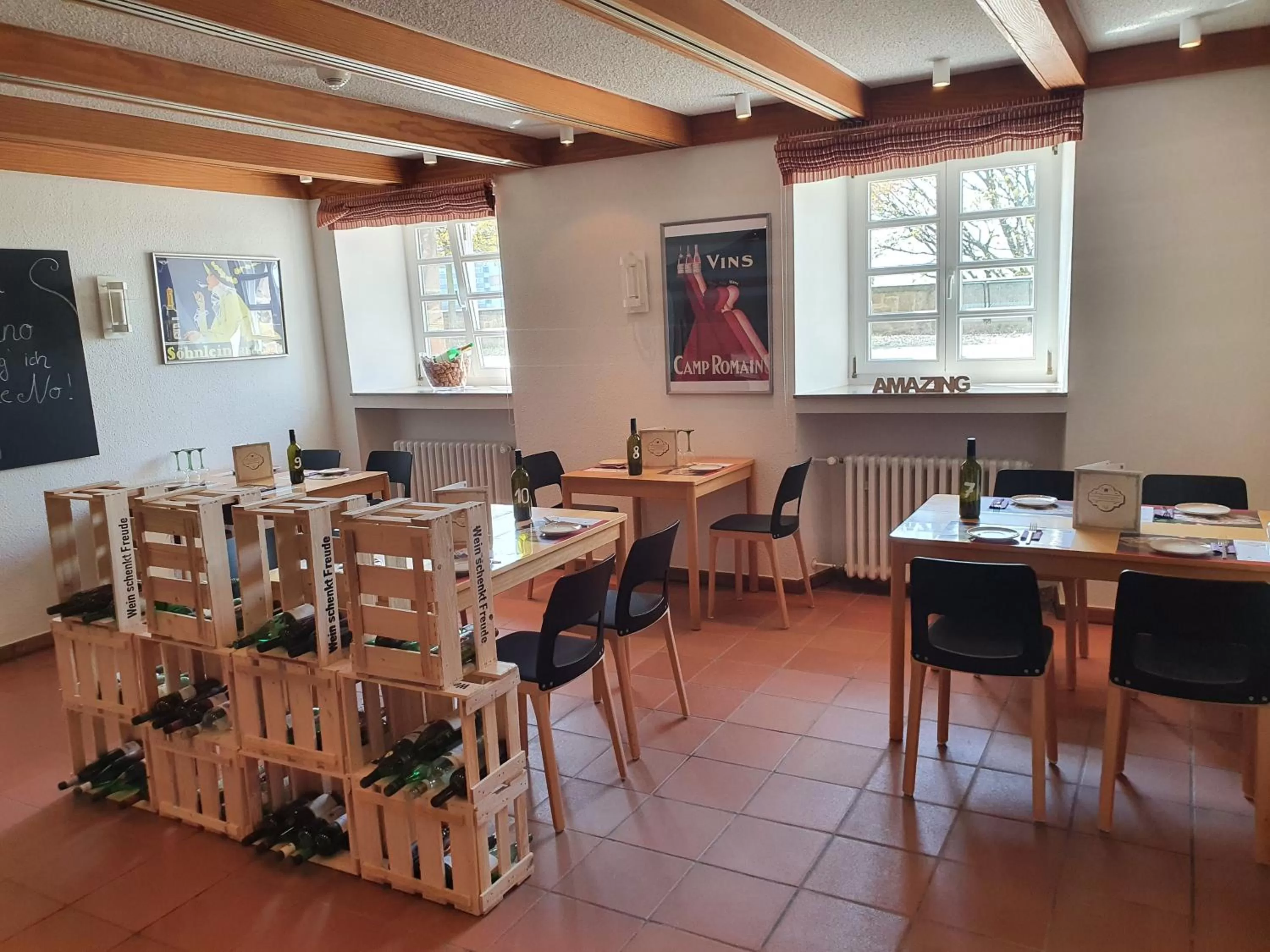 Restaurant/places to eat in Kardinal Schulte Haus