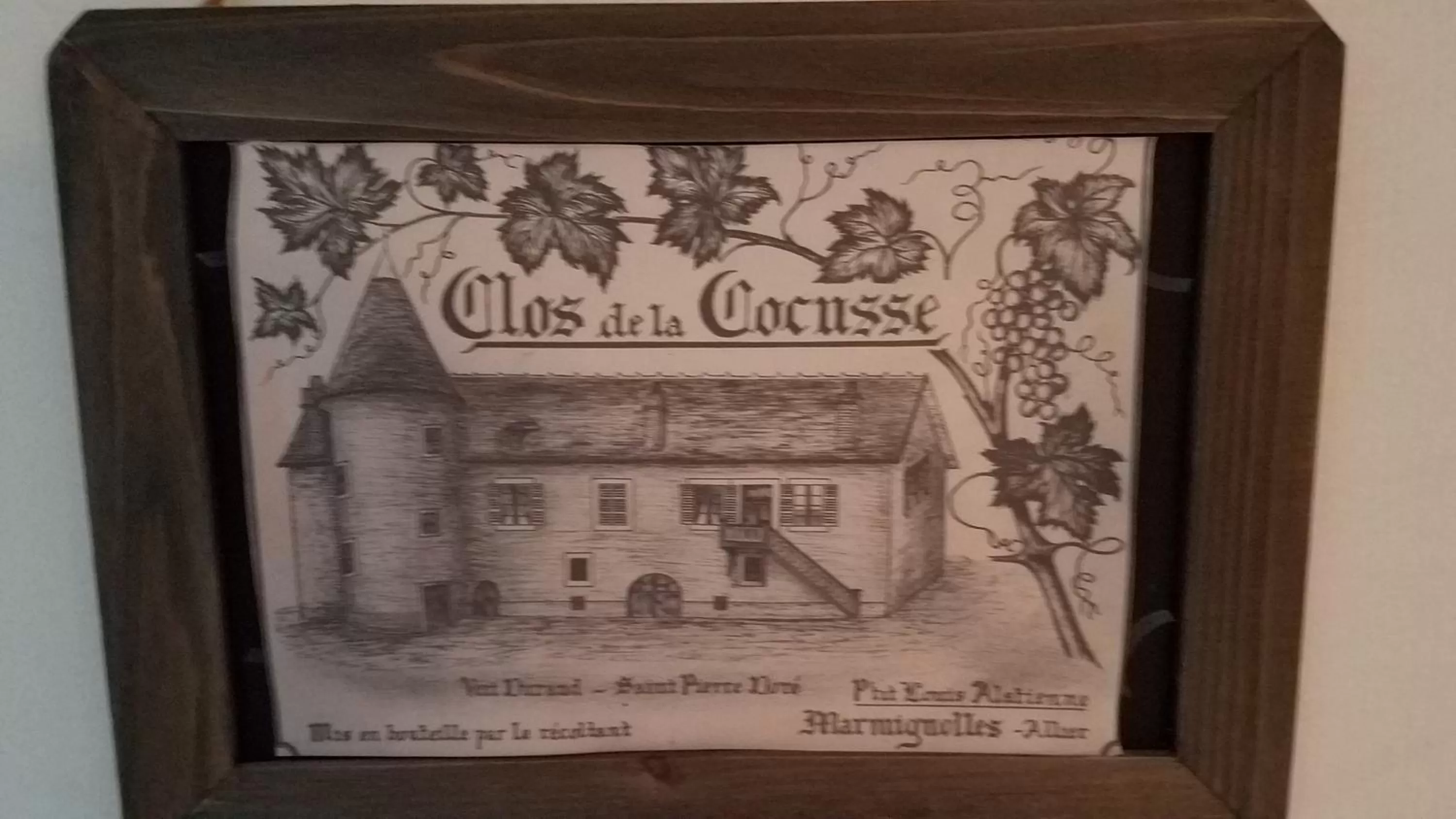 Logo/Certificate/Sign in Château Besson