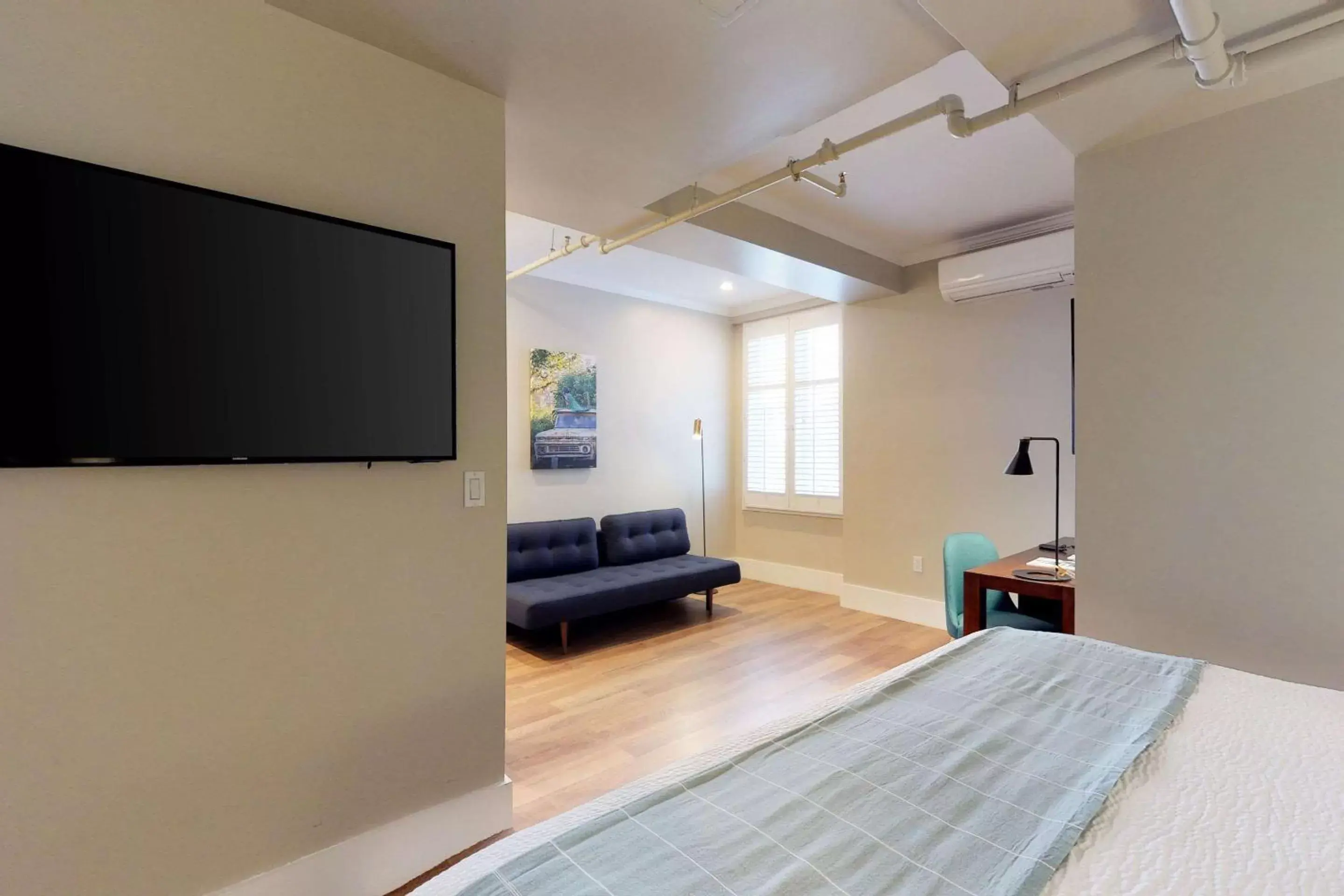 Photo of the whole room, TV/Entertainment Center in Hotel Petaluma, Ascend Hotel Collection