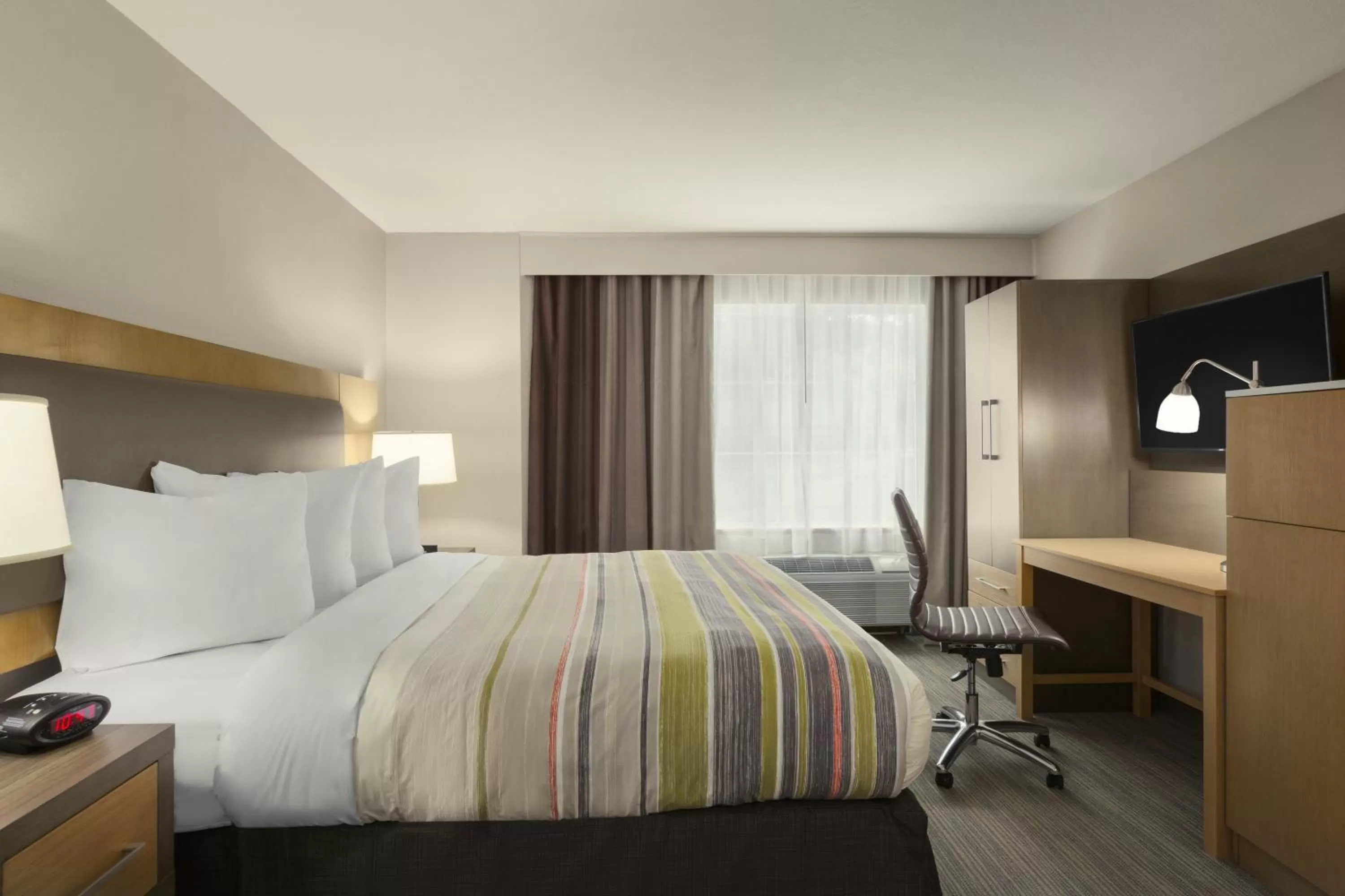 Bedroom, Bed in Country Inn & Suites by Radisson, San Antonio Medical Center, TX