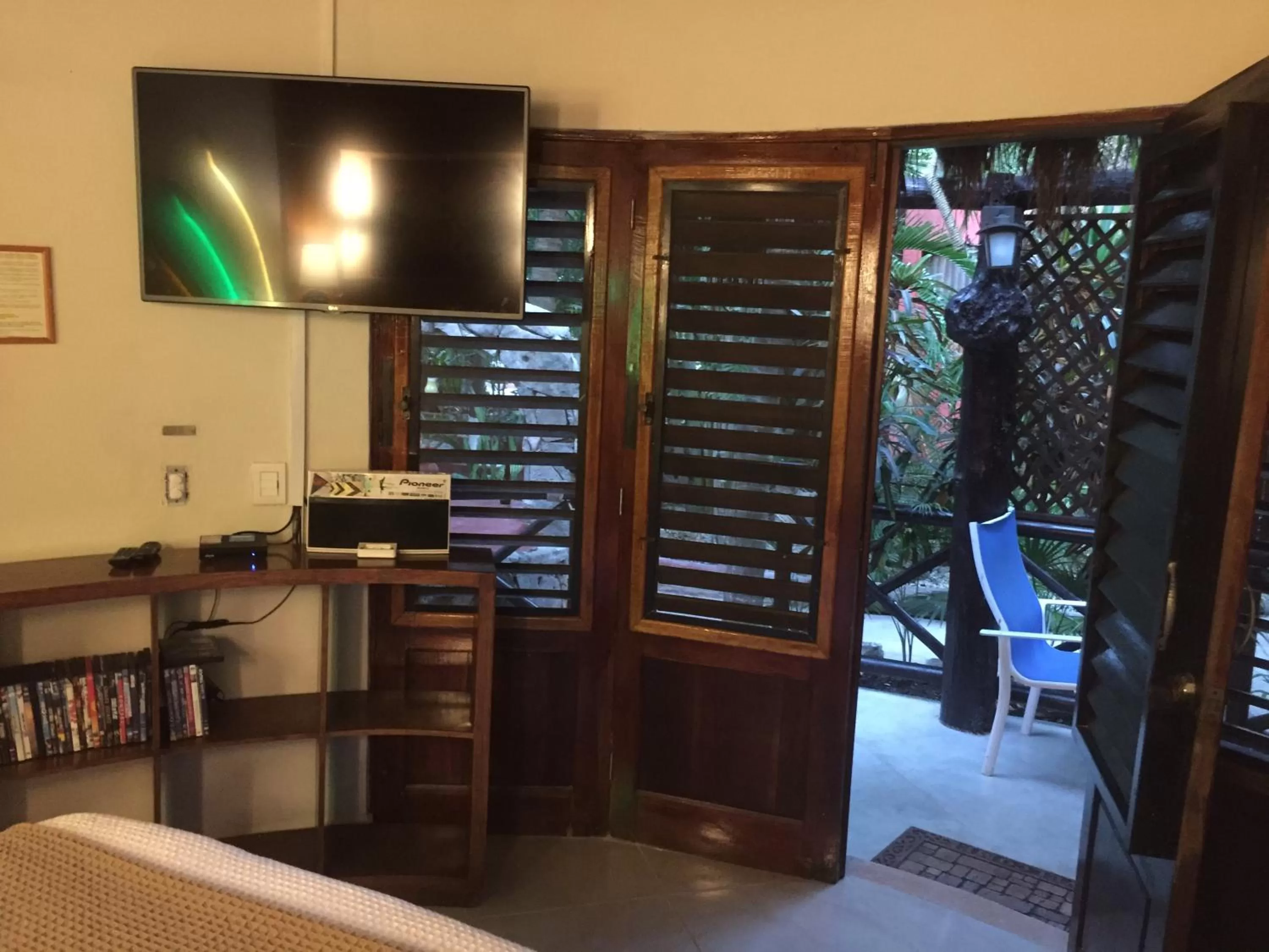 TV and multimedia in Cocos Cabañas Playa del Carmen Adults Only