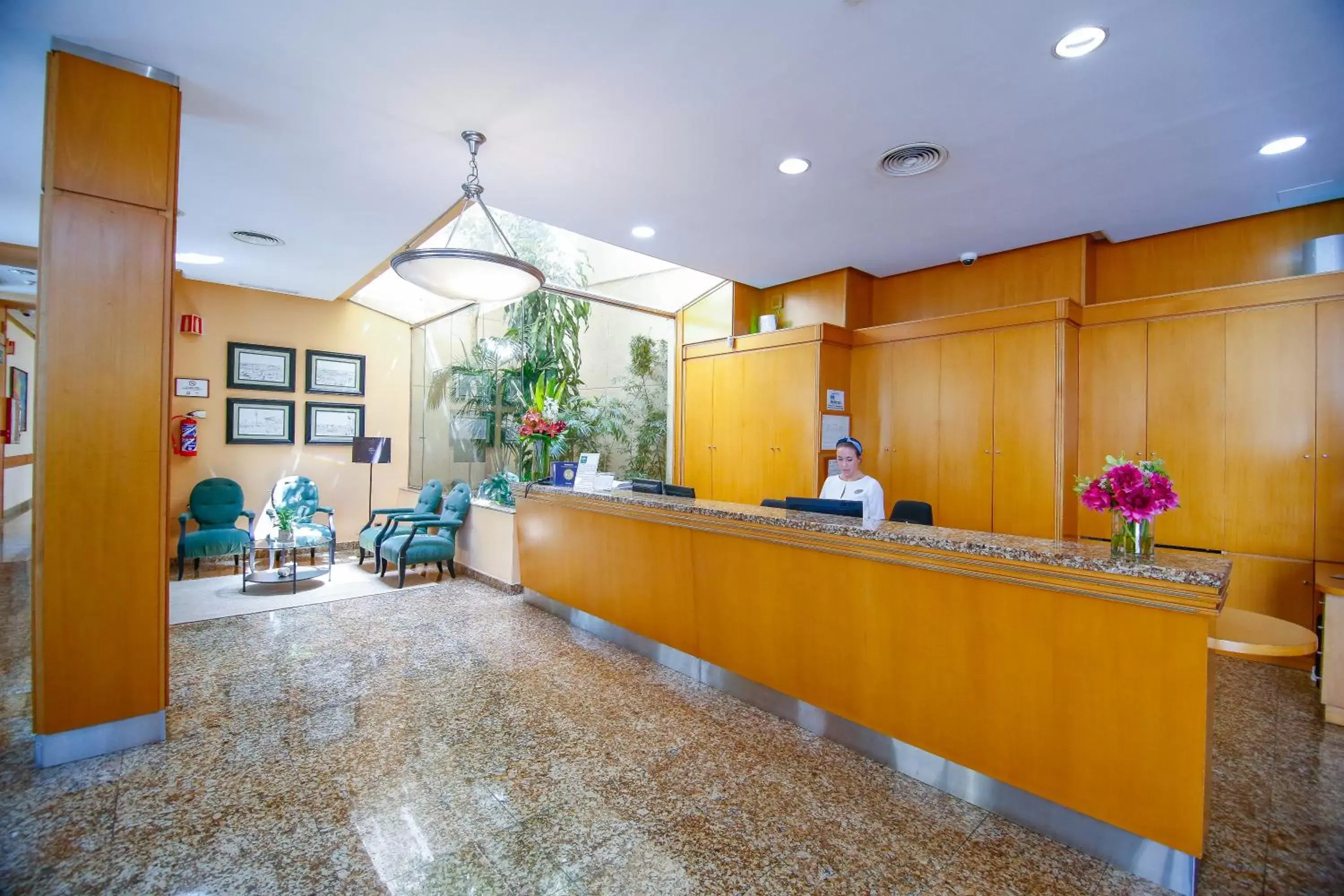 Staff, Lobby/Reception in Mainake Costa del Sol