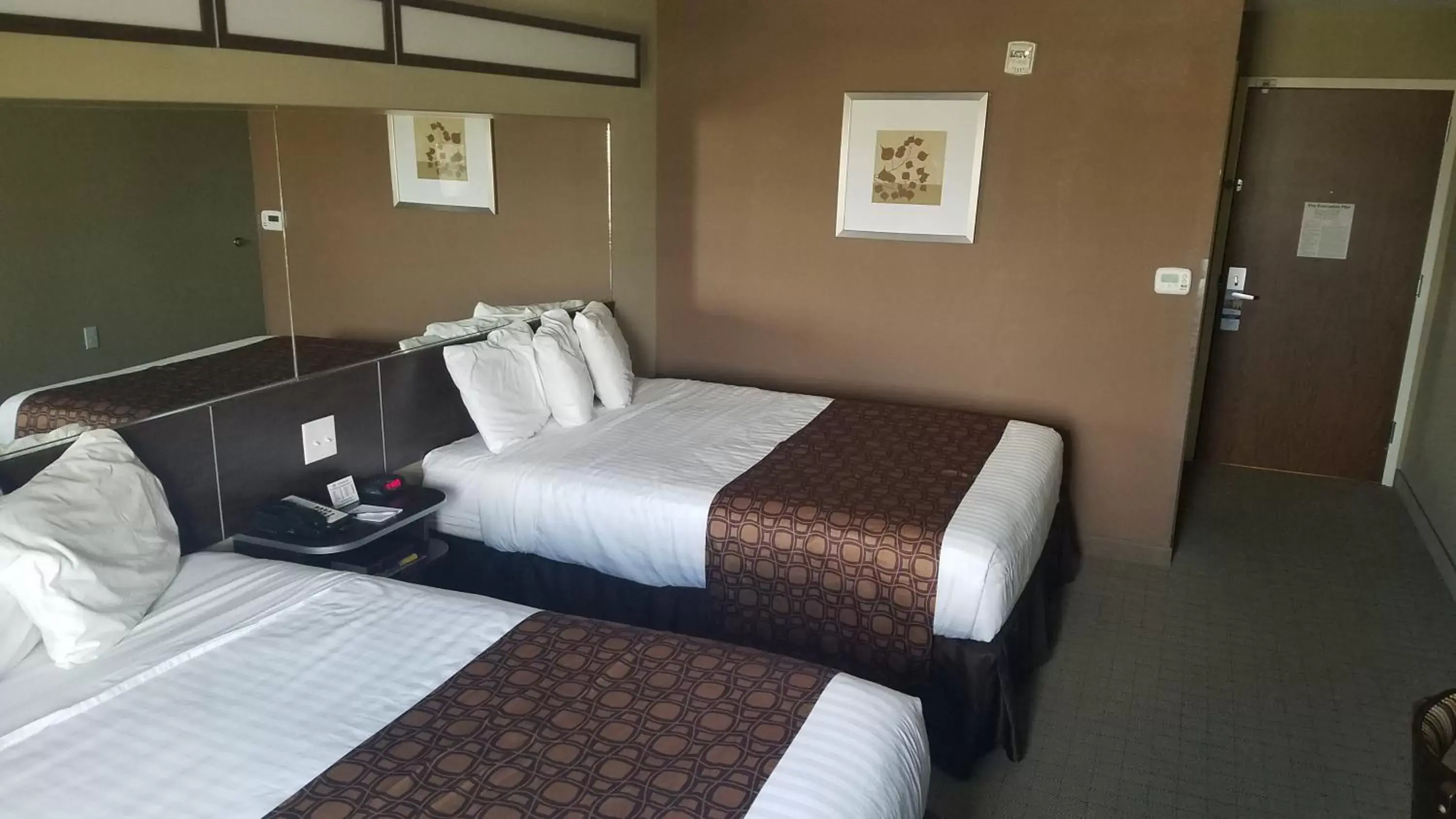 Bed in Microtel Inn & Suites by Wyndham Bed in Microtel Inn & Suites by Wyndham