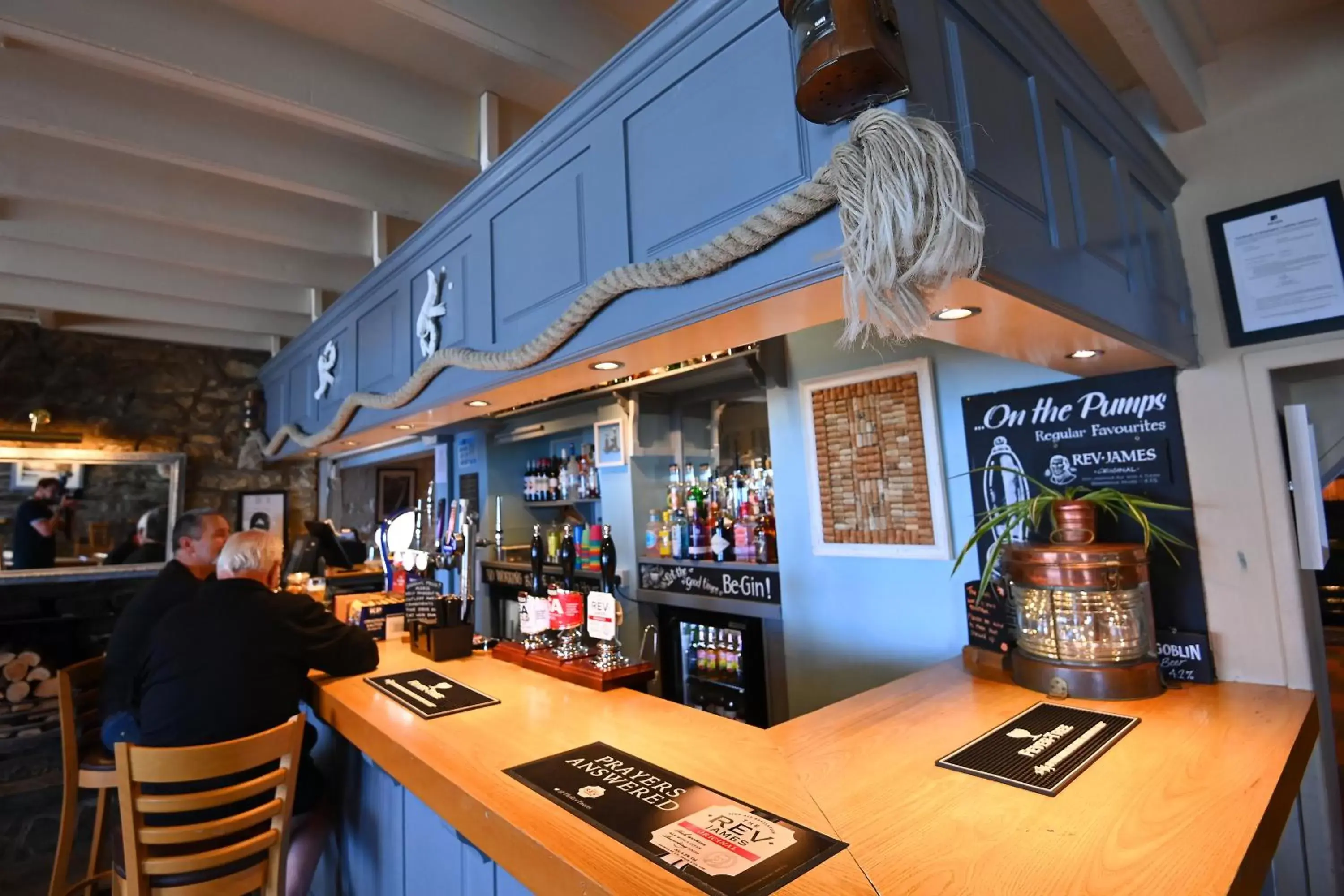 Lounge or bar in Ship Inn