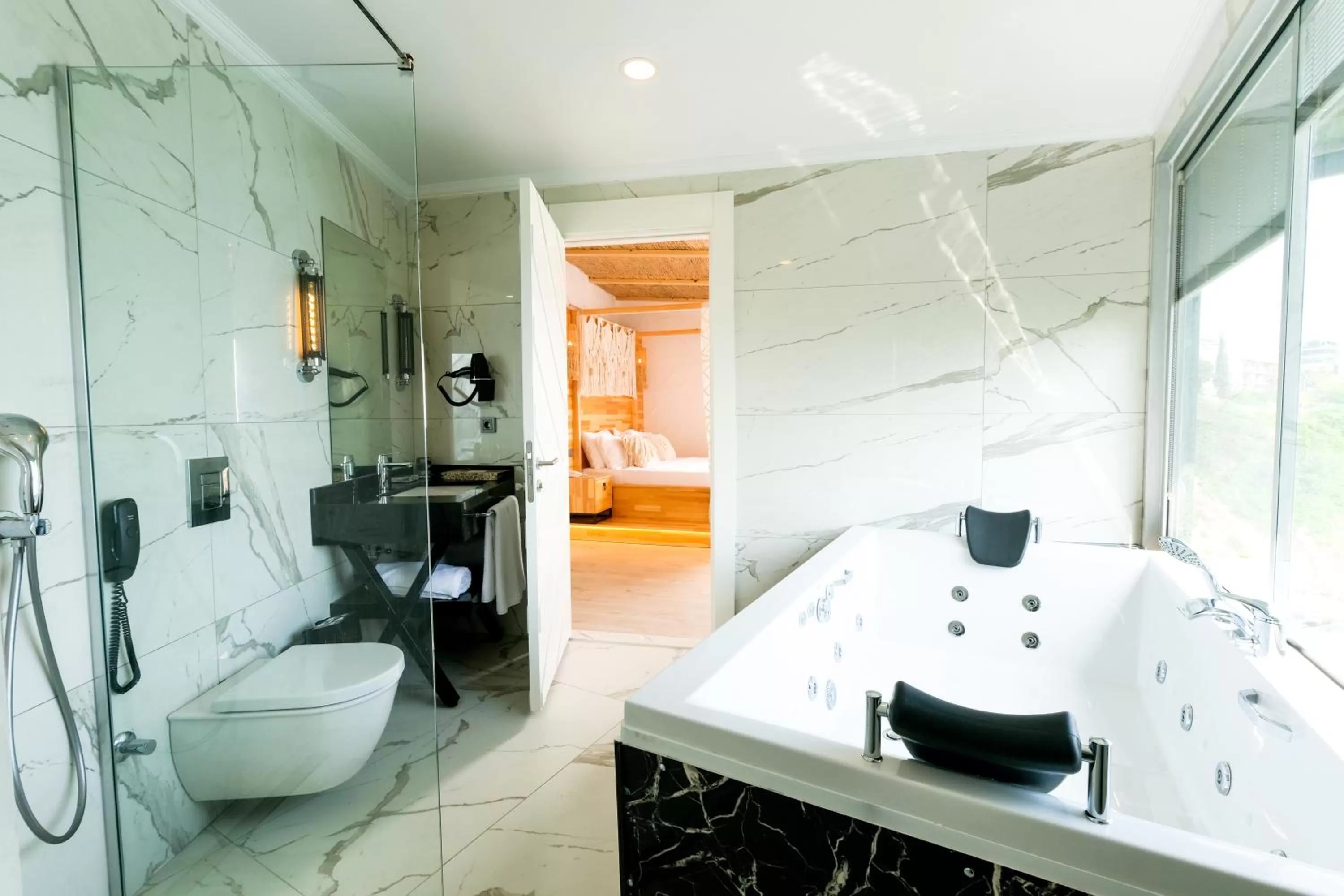 Shower in Bilem Hotel Beach & Spa