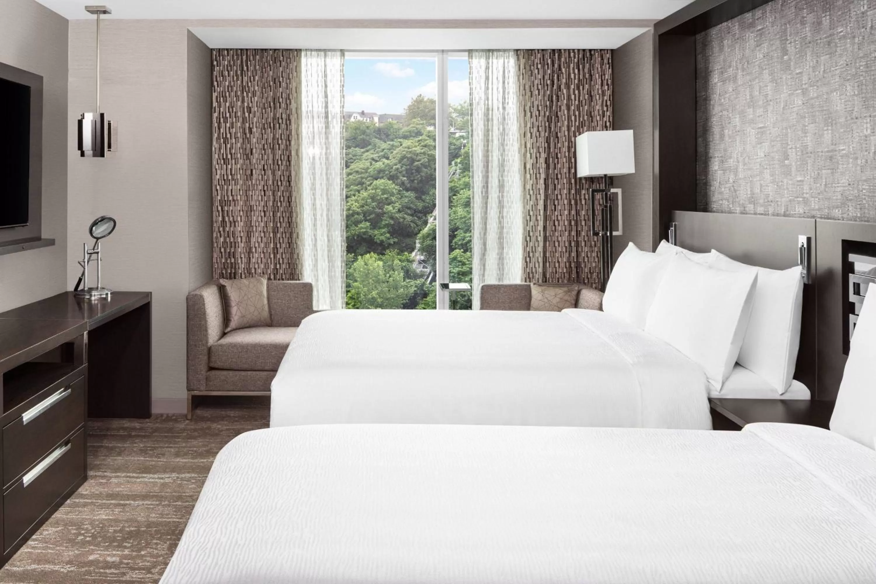 Photo of the whole room, Bed in Envue, Autograph Collection