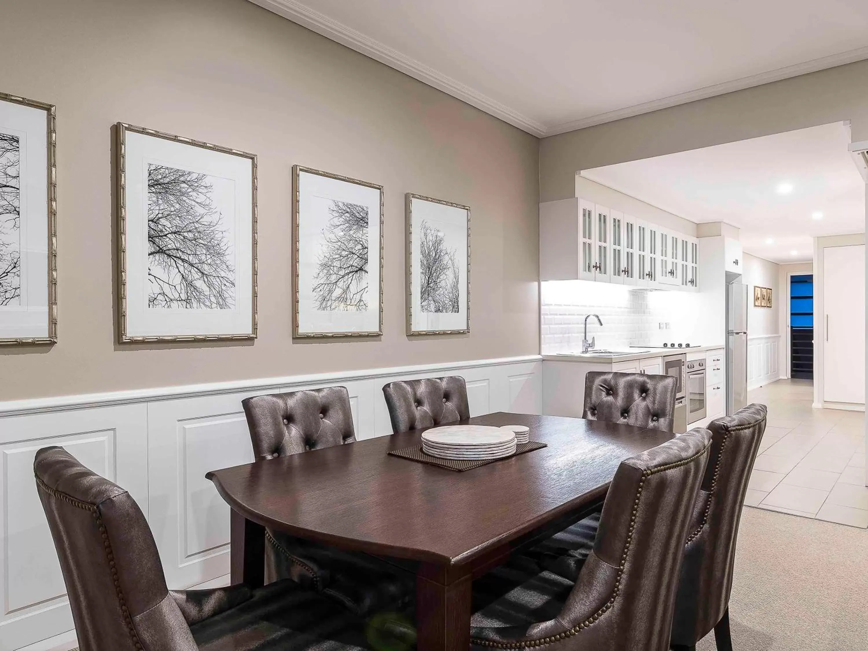 Bedroom, Dining Area in The Sebel Bowral Heritage Park