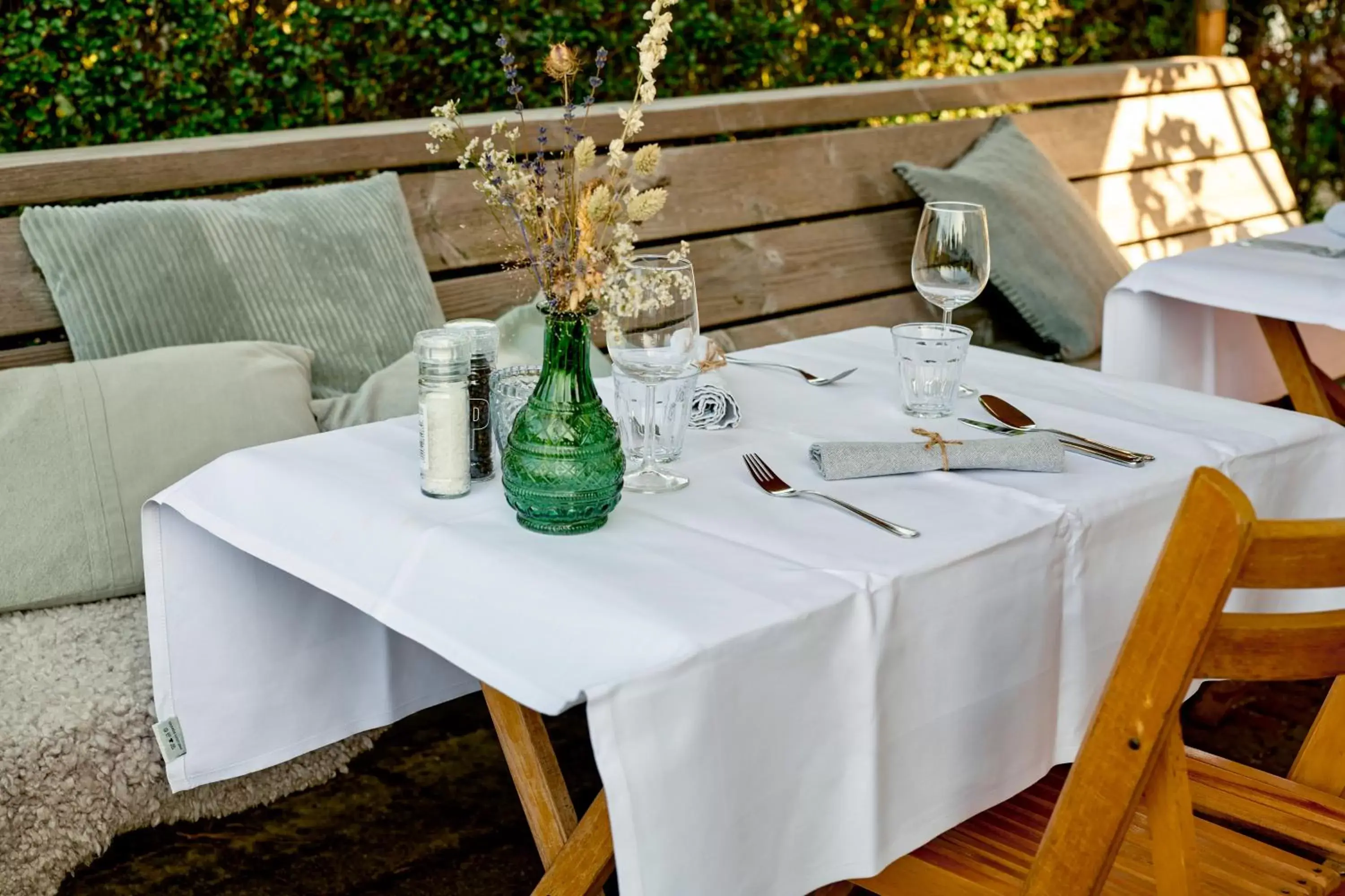 Patio, Restaurant/Places to Eat in Hotel Zonne