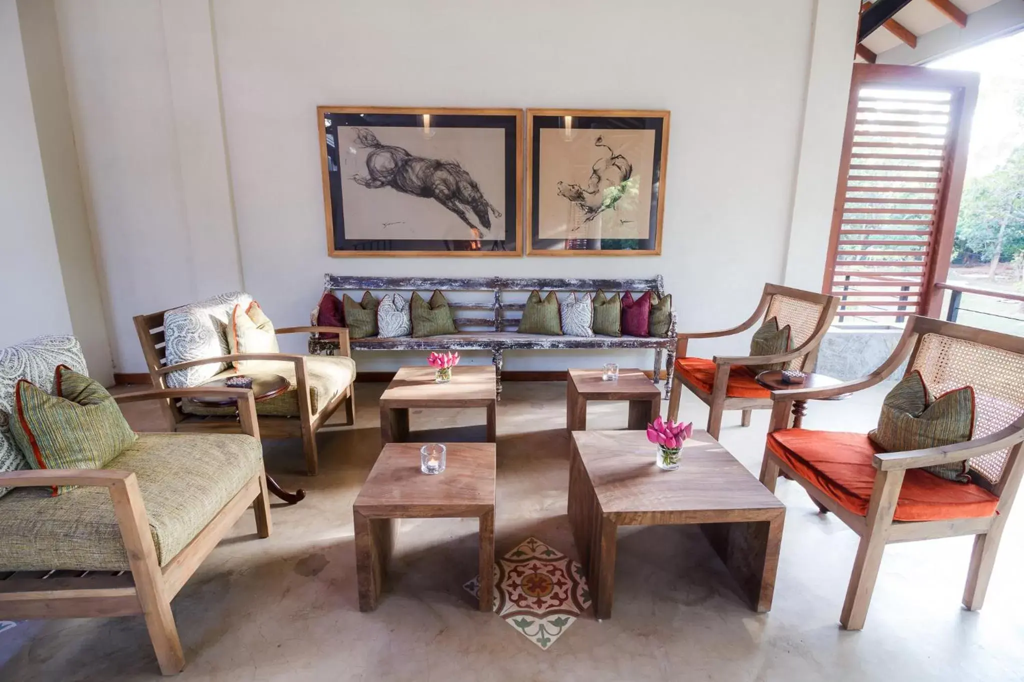 Living room, Seating Area in Sigiriana Resort by Thilanka