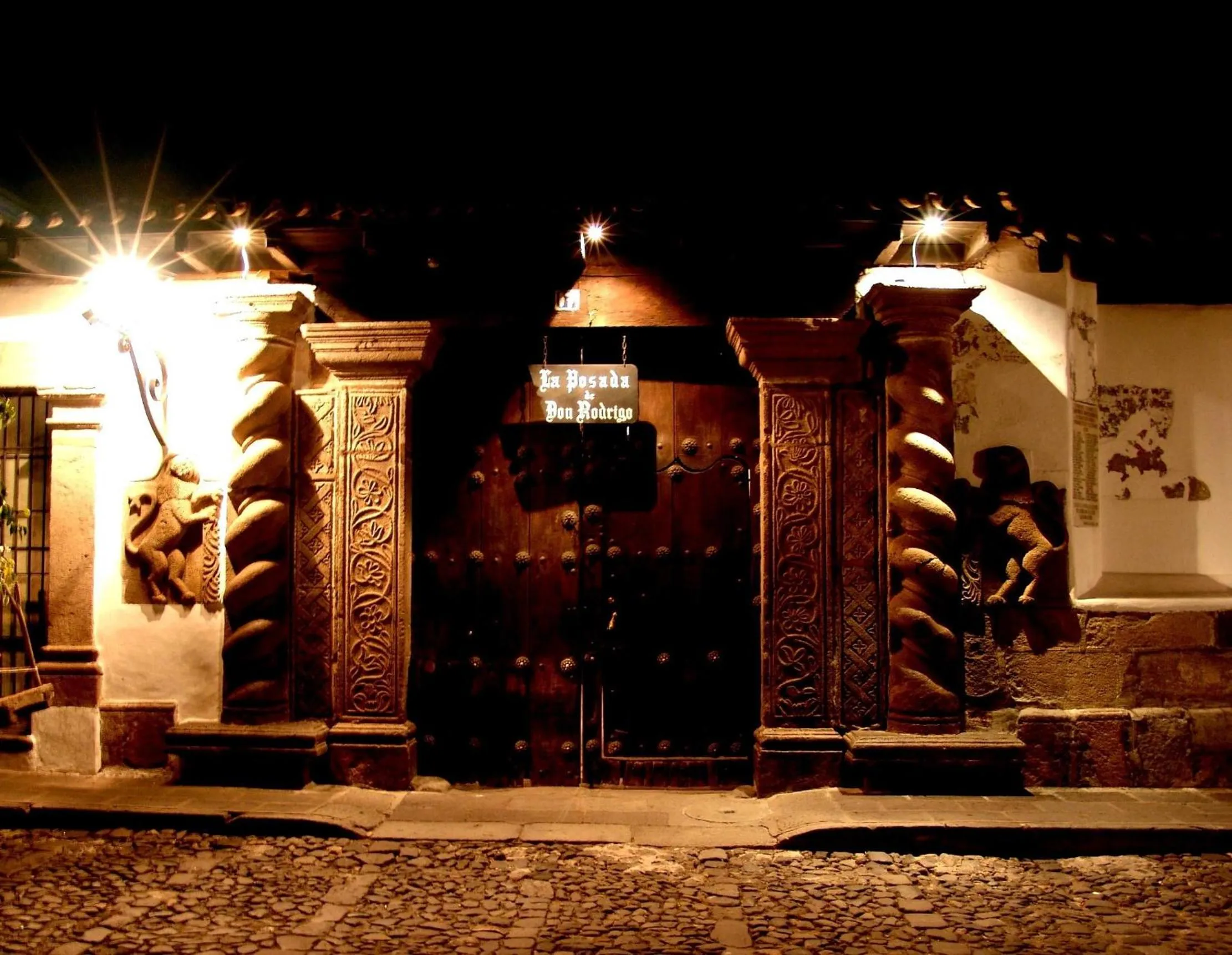 Facade/entrance in Hotel Posada de Don Rodrigo Antigua