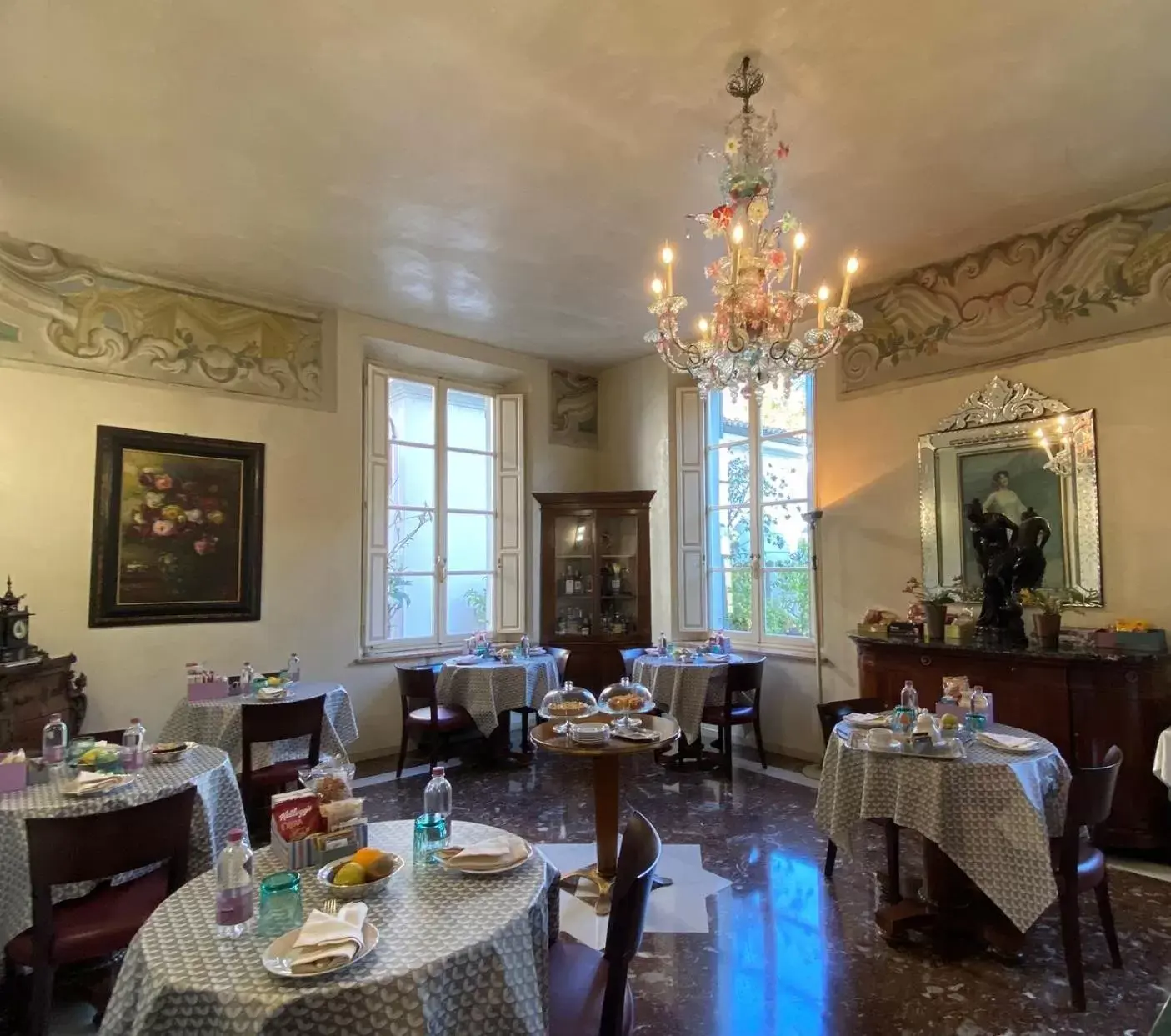 Lounge or bar in Hotel Verdi Boutique Hotel Lounge or bar in Hotel Verdi Boutique Hotel