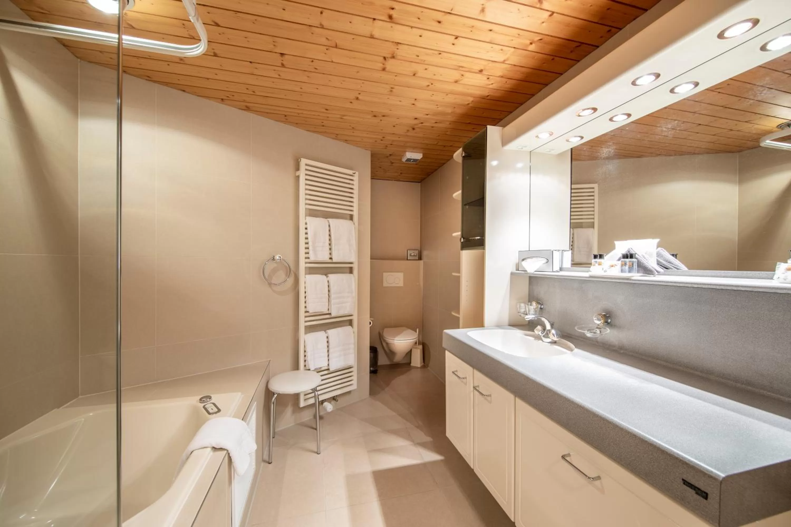 Bathroom in Hotel Kreuz & Post Grindelwald