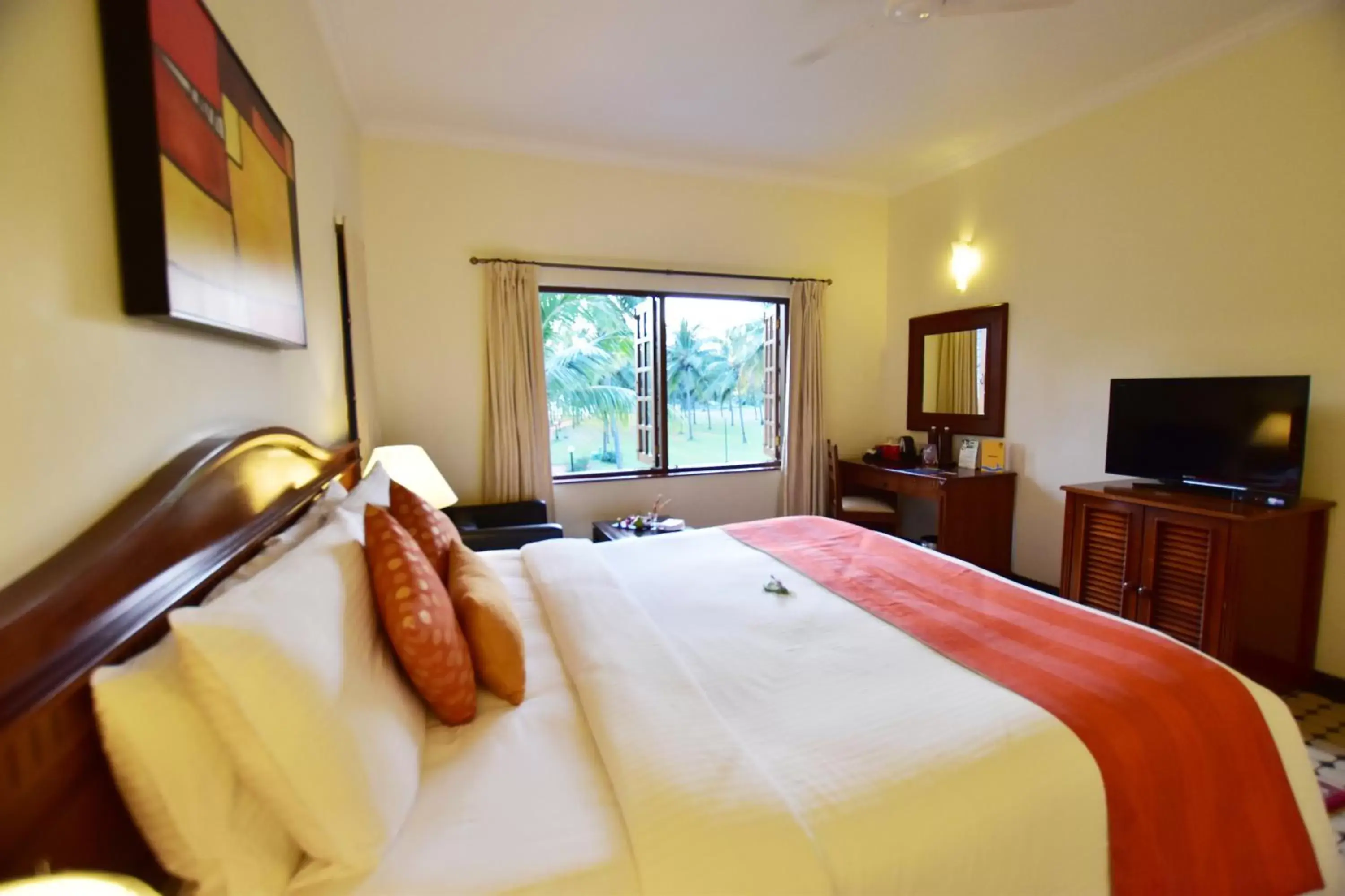 Bed in Novotel Goa Dona Sylvia Resort