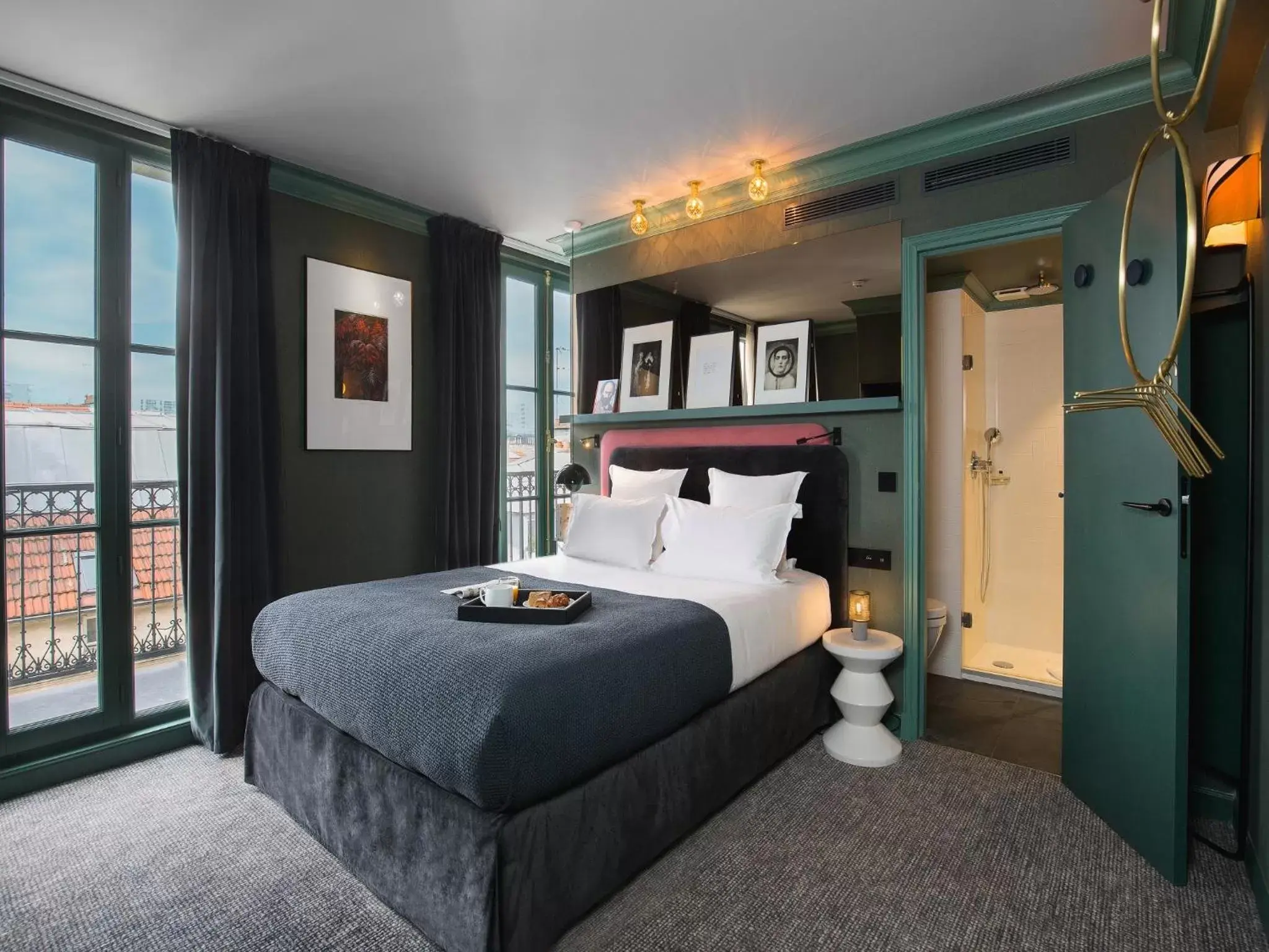 Bedroom, Bed in Bob Hotel