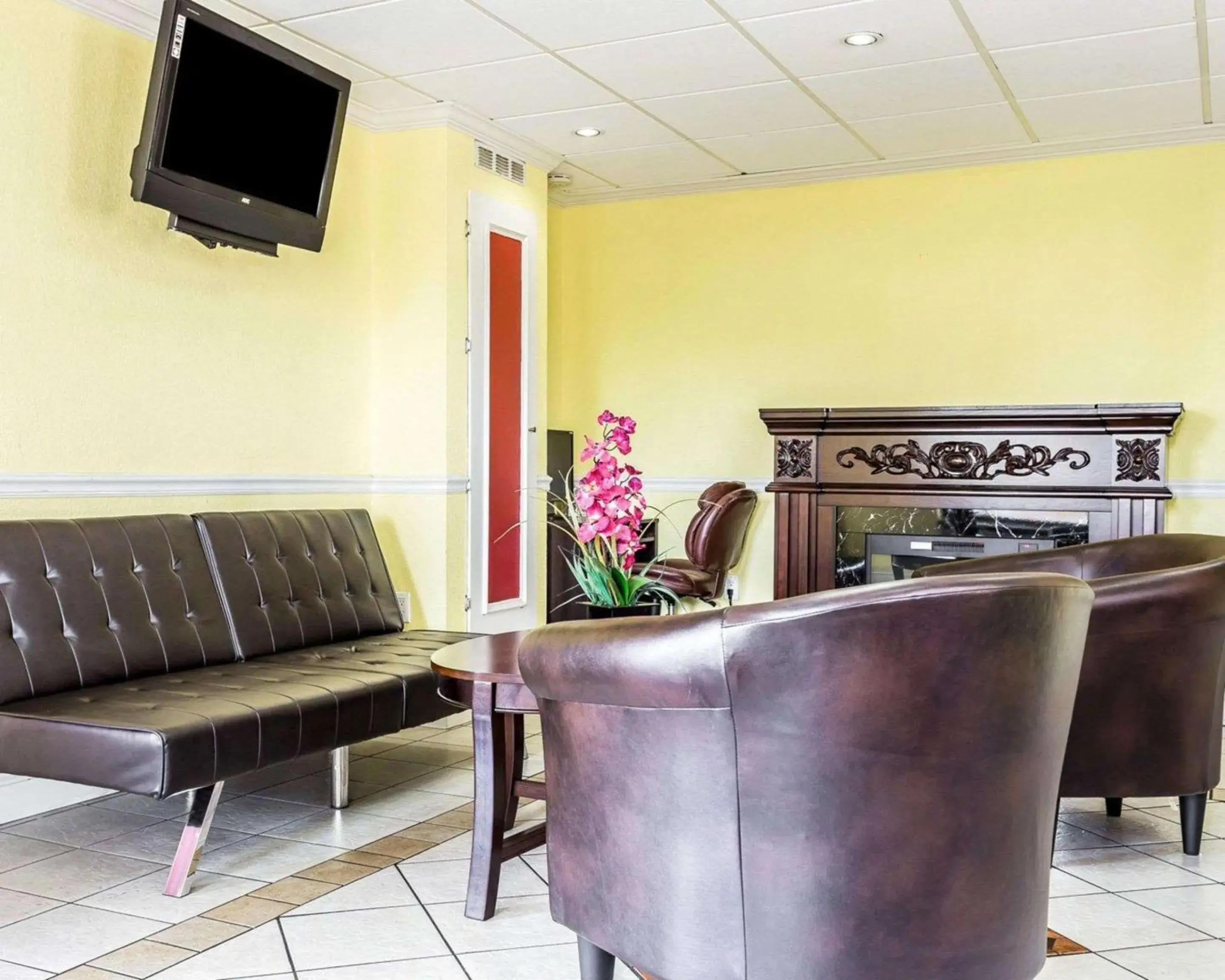 Lobby or reception, Seating Area in Econo Lodge Inn & Suites Matthews - Charlotte