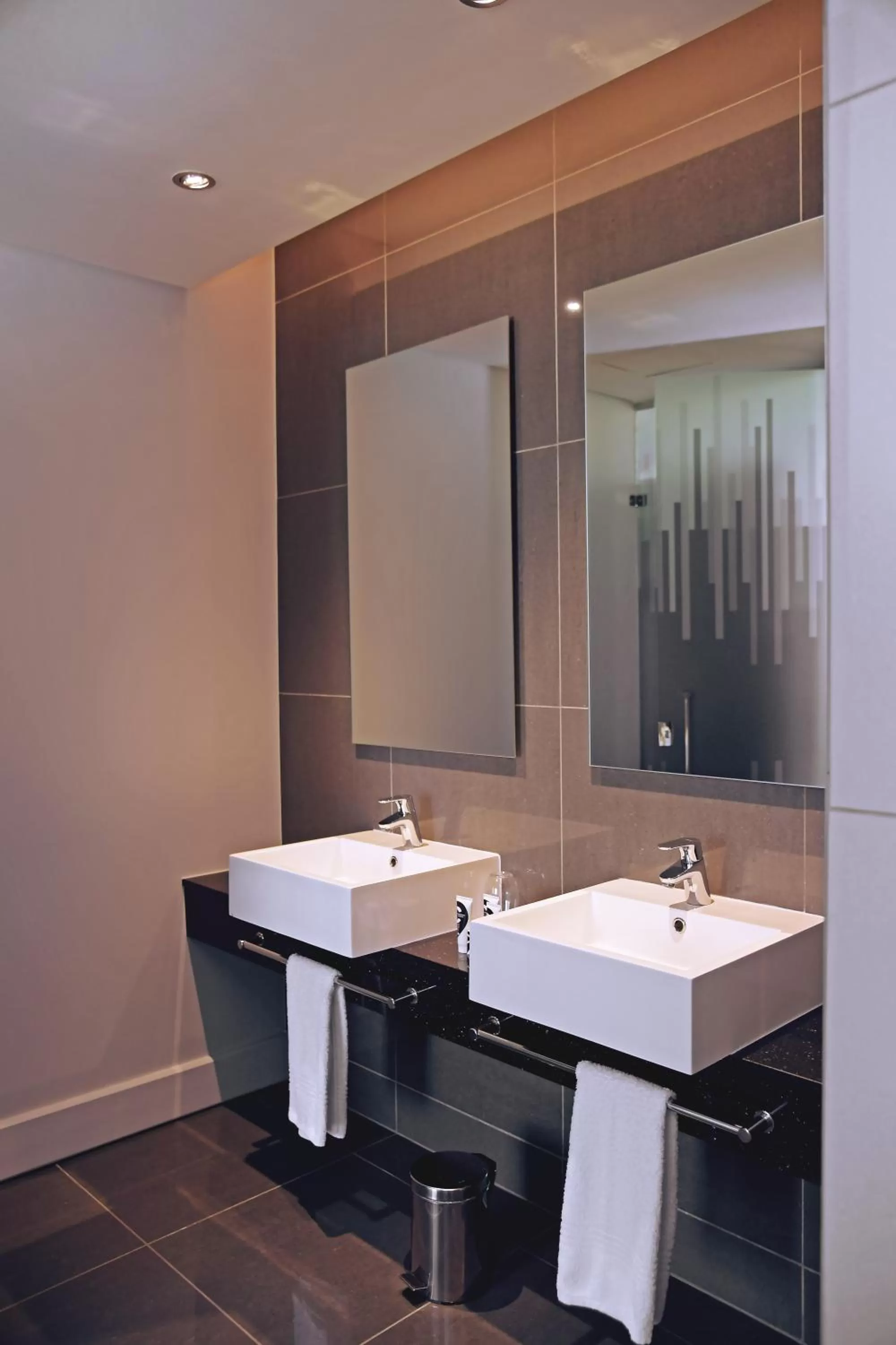 Bathroom in The Capital Menlyn Maine