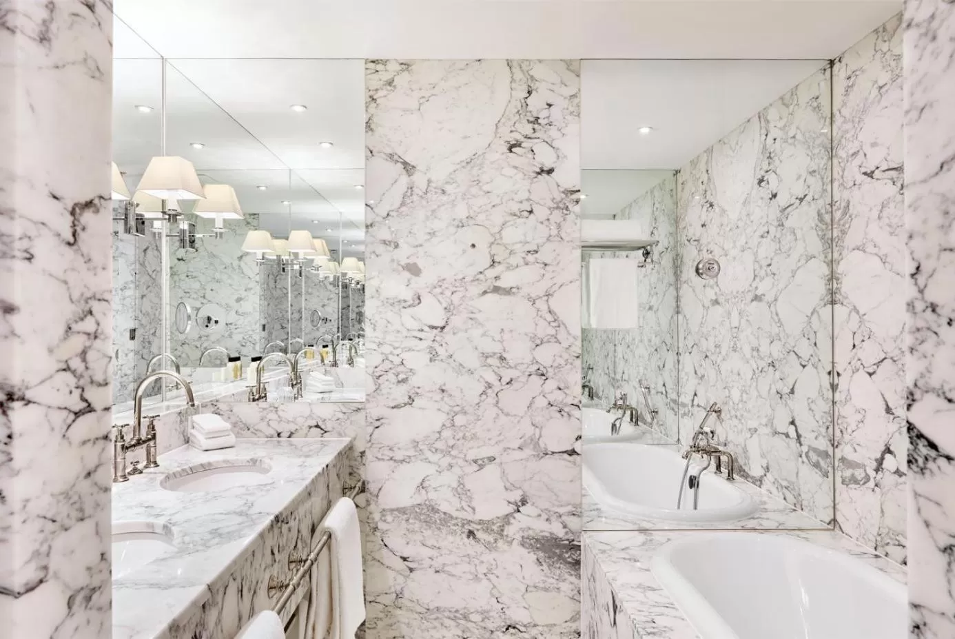 Bathroom in De L’Europe Amsterdam – The Leading Hotels of the World