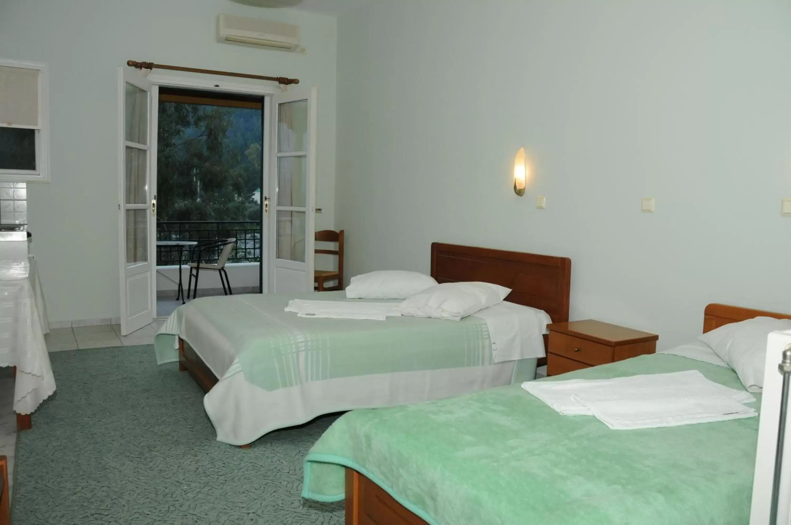 Bedroom, Bed in Costa-Rini Hotel