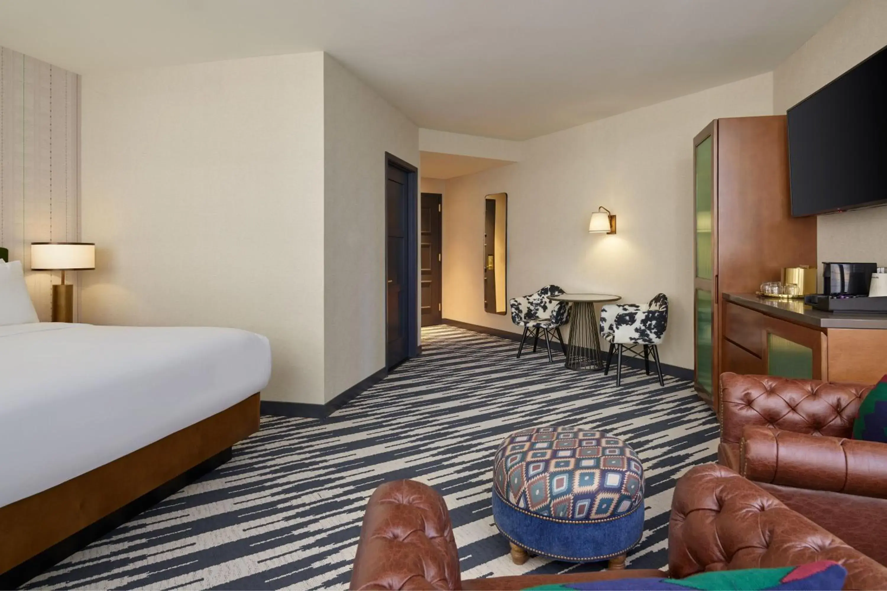 Photo of the whole room, Bed in The Leo Kent Hotel, Tucson, a Tribute Portfolio Hotel Photo of the whole room, Bed in The Leo Kent Hotel, Tucson, a Tribute Portfolio Hotel