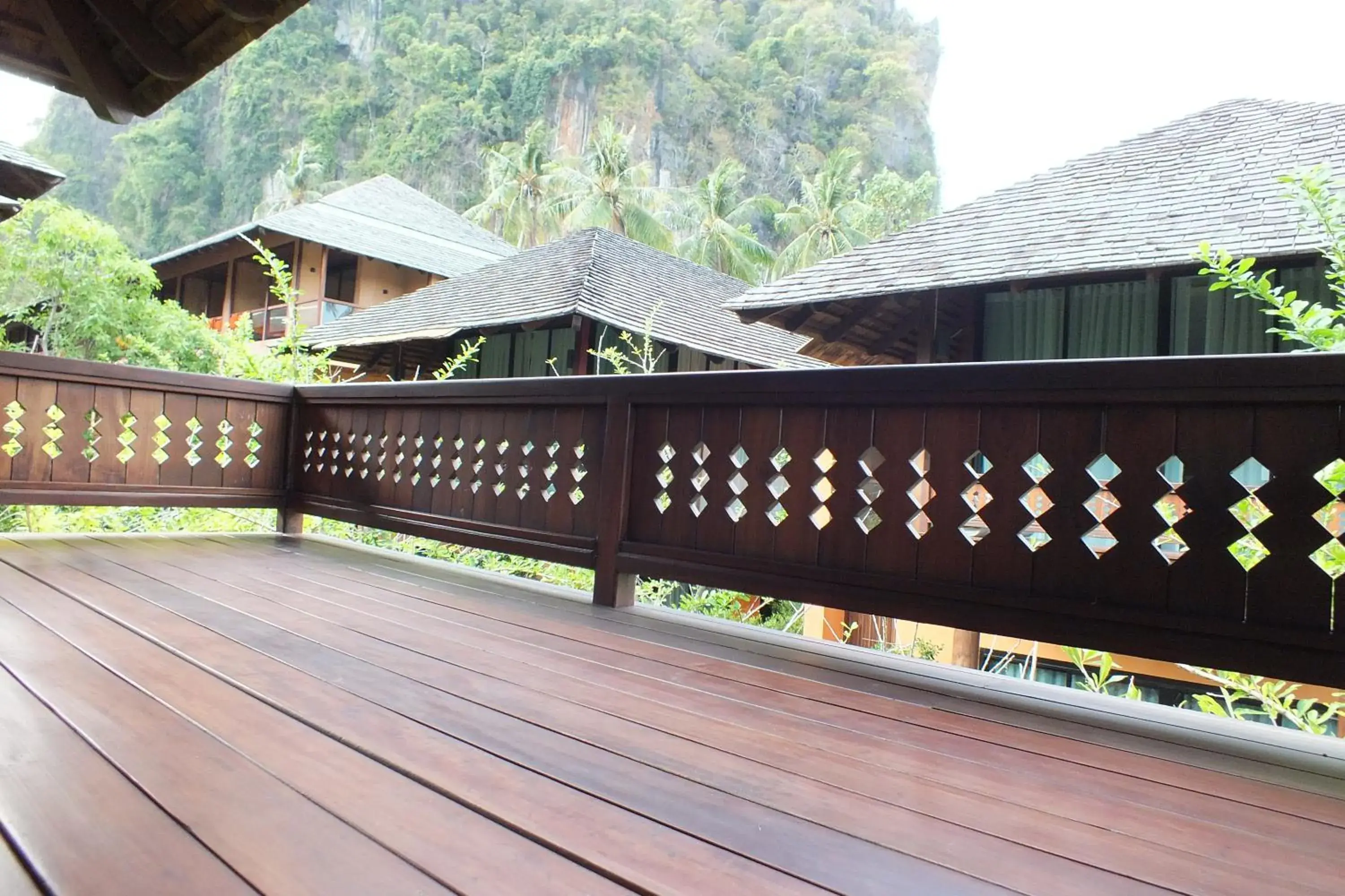 Mountain view, Balcony/Terrace in Avatar Railay