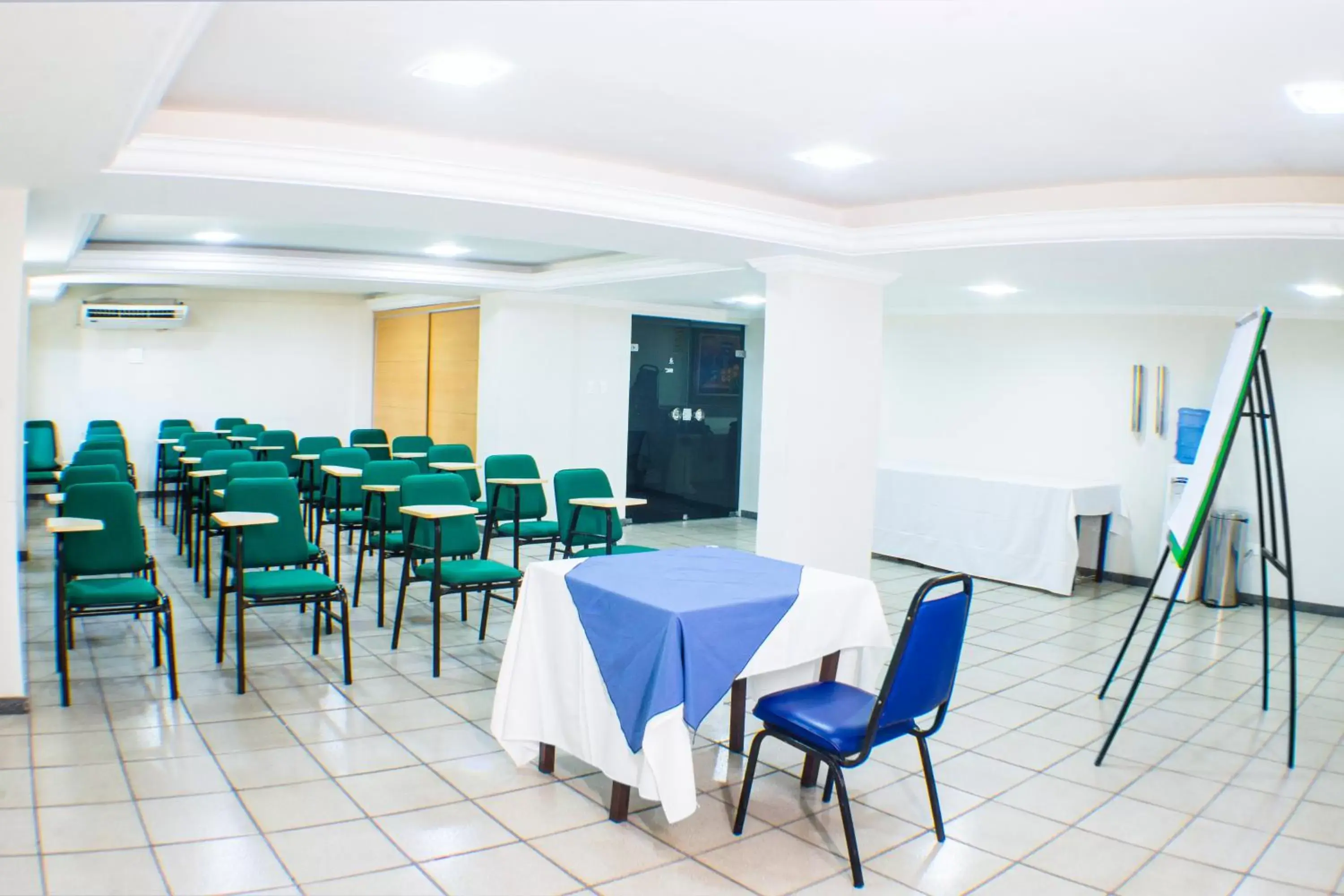 Meeting/conference room in Nacional Inn Recife Aeroporto