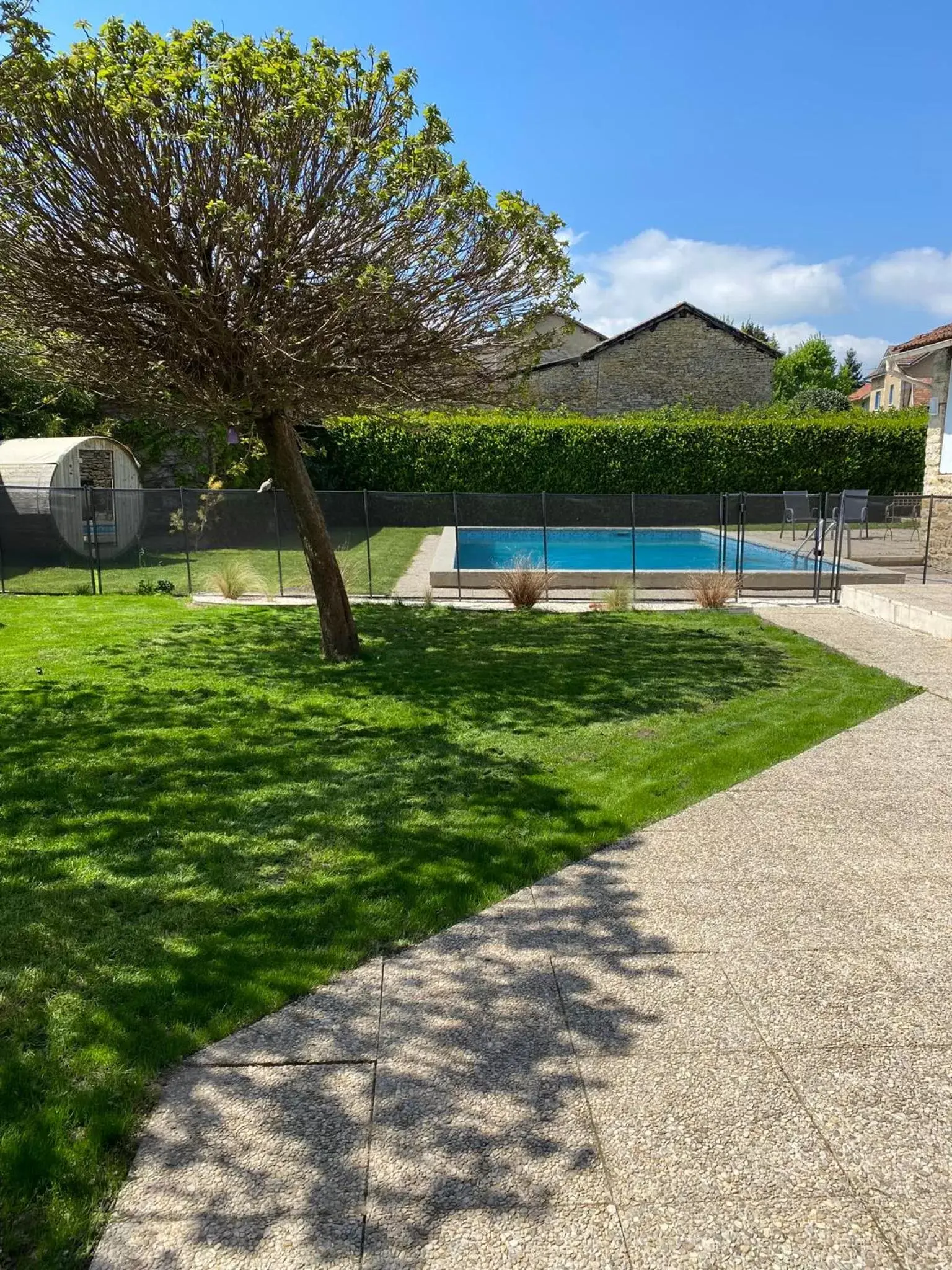 Garden, Swimming Pool in Le Saint-Hilaire