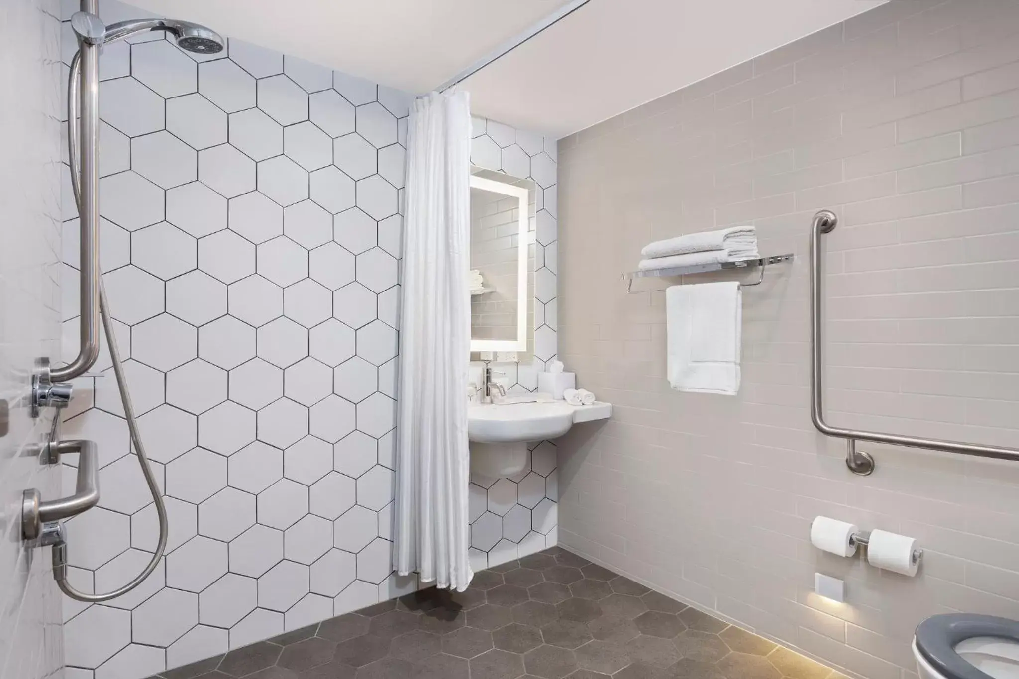 Bathroom in Crowne Plaza Alice Springs Lasseters, an IHG Hotel