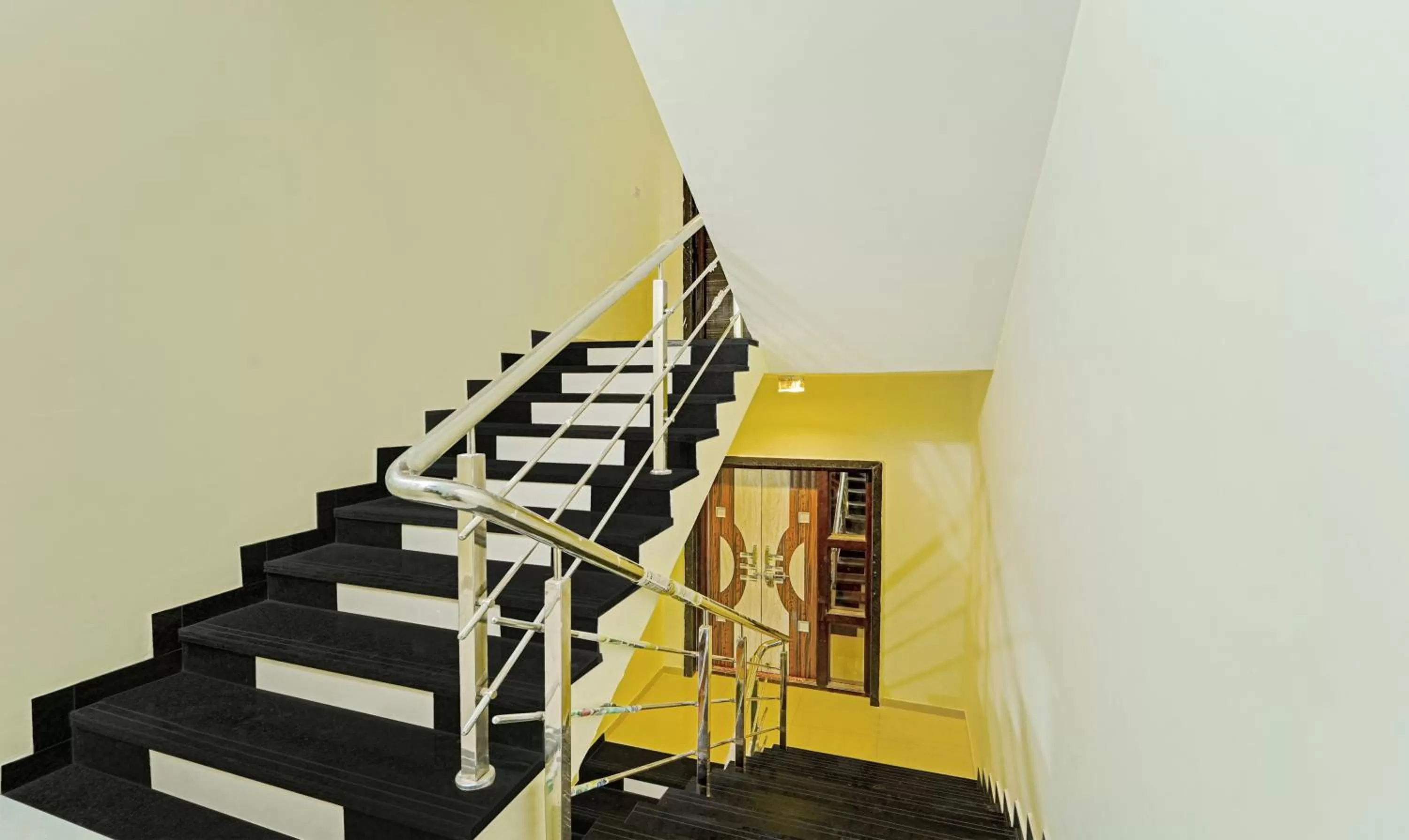 Treebo Trend Infinity View